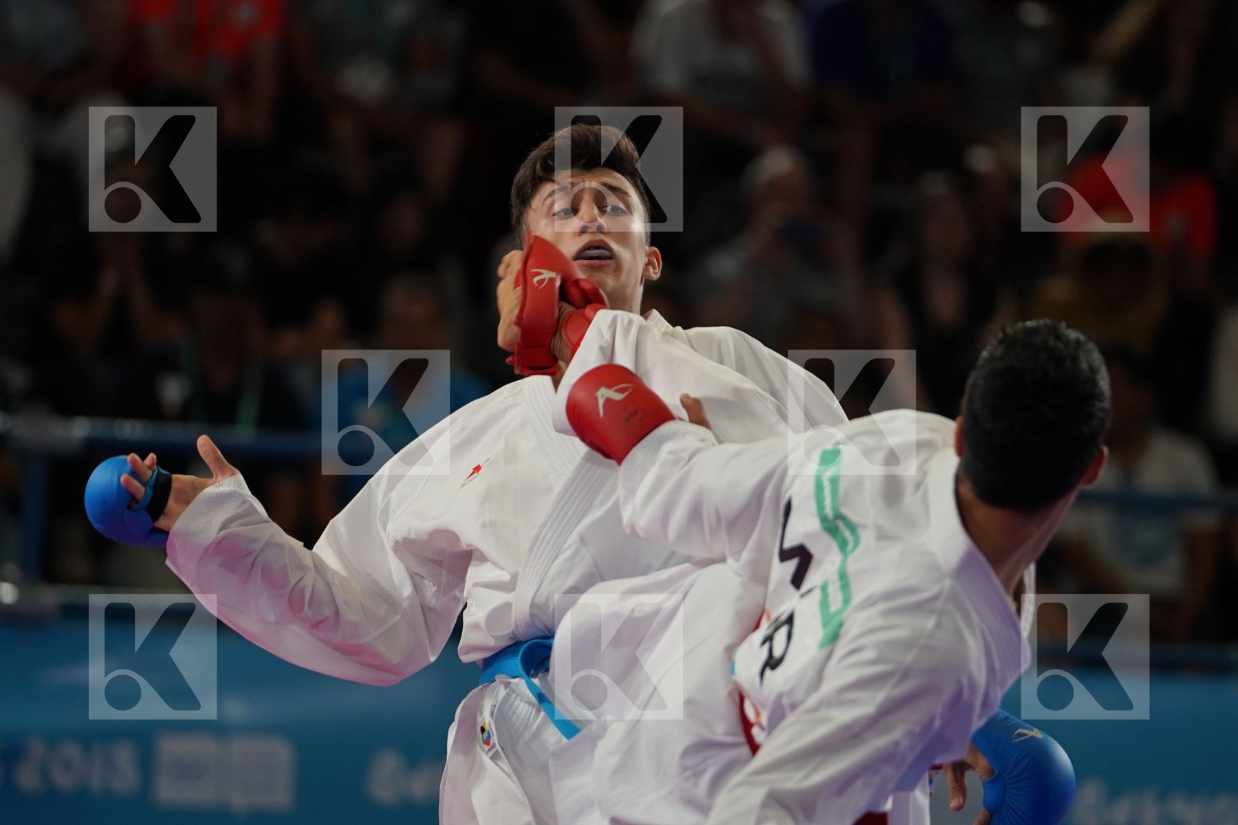 OUSSAMA EDARI (MOROCCO) Vs ALIREZA FARAJIKOUHIKHEILI (IRAN) in Junior Kumite Male Ð 61 Kg - Semifinal