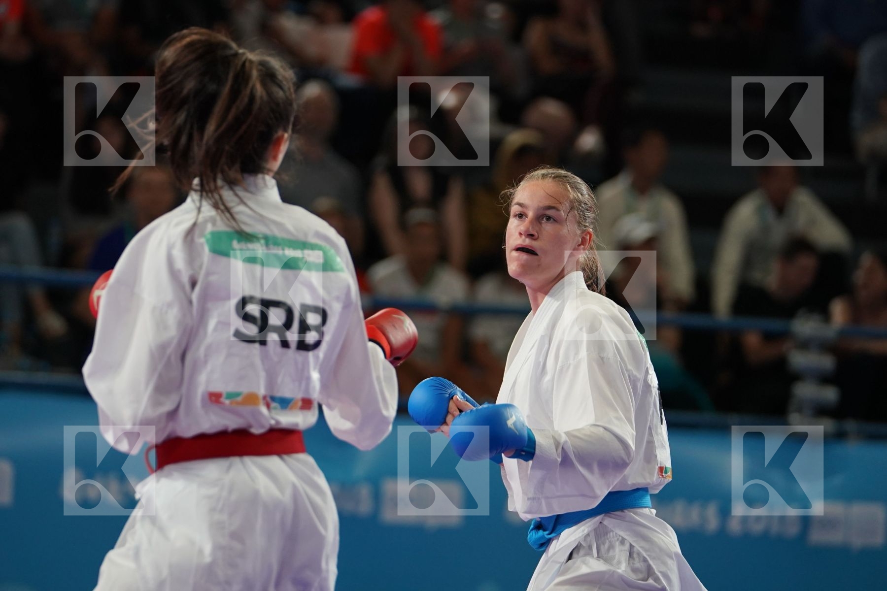 IVANA PEROVIC (SERBIA) Vs ZSOFIA BARANYI (HUNGARY) in Junior Kumite Female - 59 Kg - Semifinal
