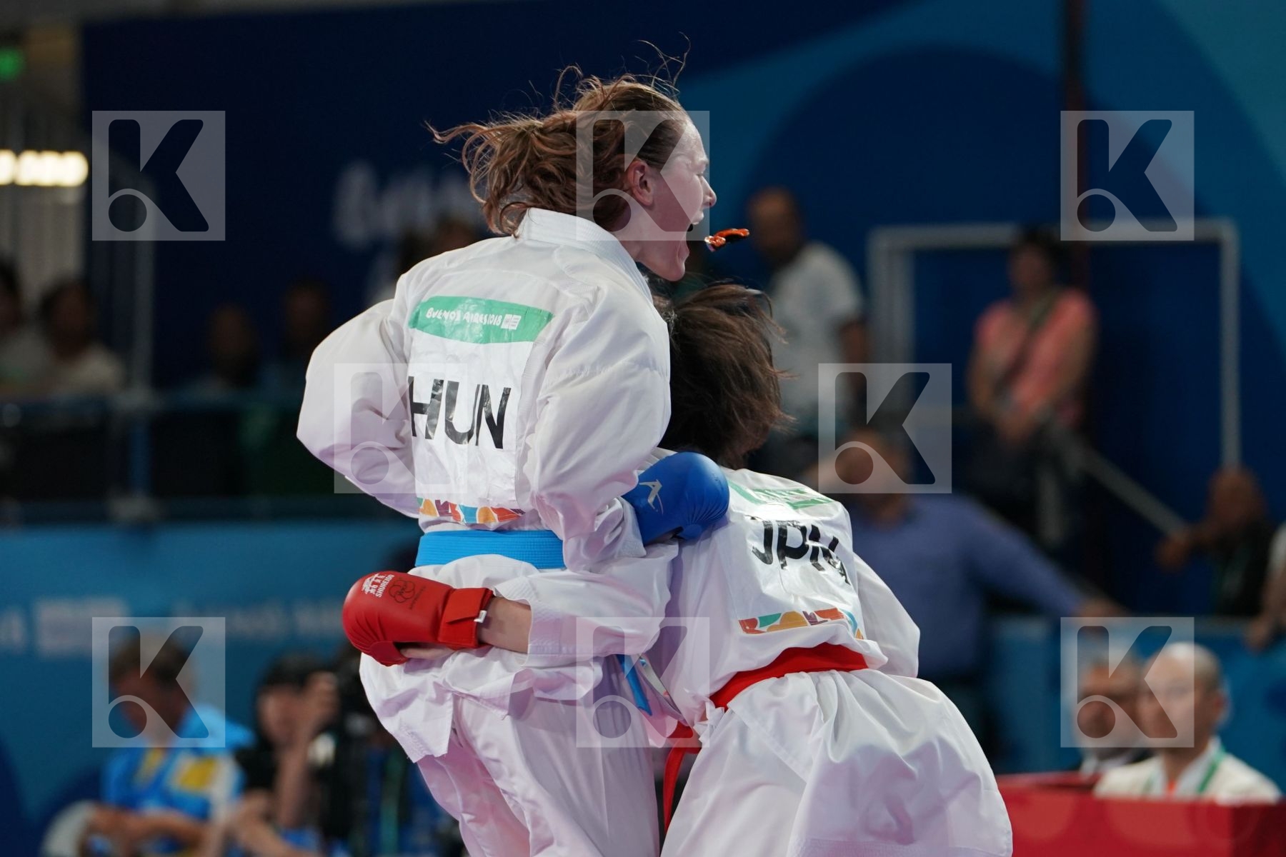KOKORO SAKAJI (JAPAN) Vs ZSOFIA BARANYI (HUNGARY) in Junior Kumite Female - 59 Kg - Semifinal