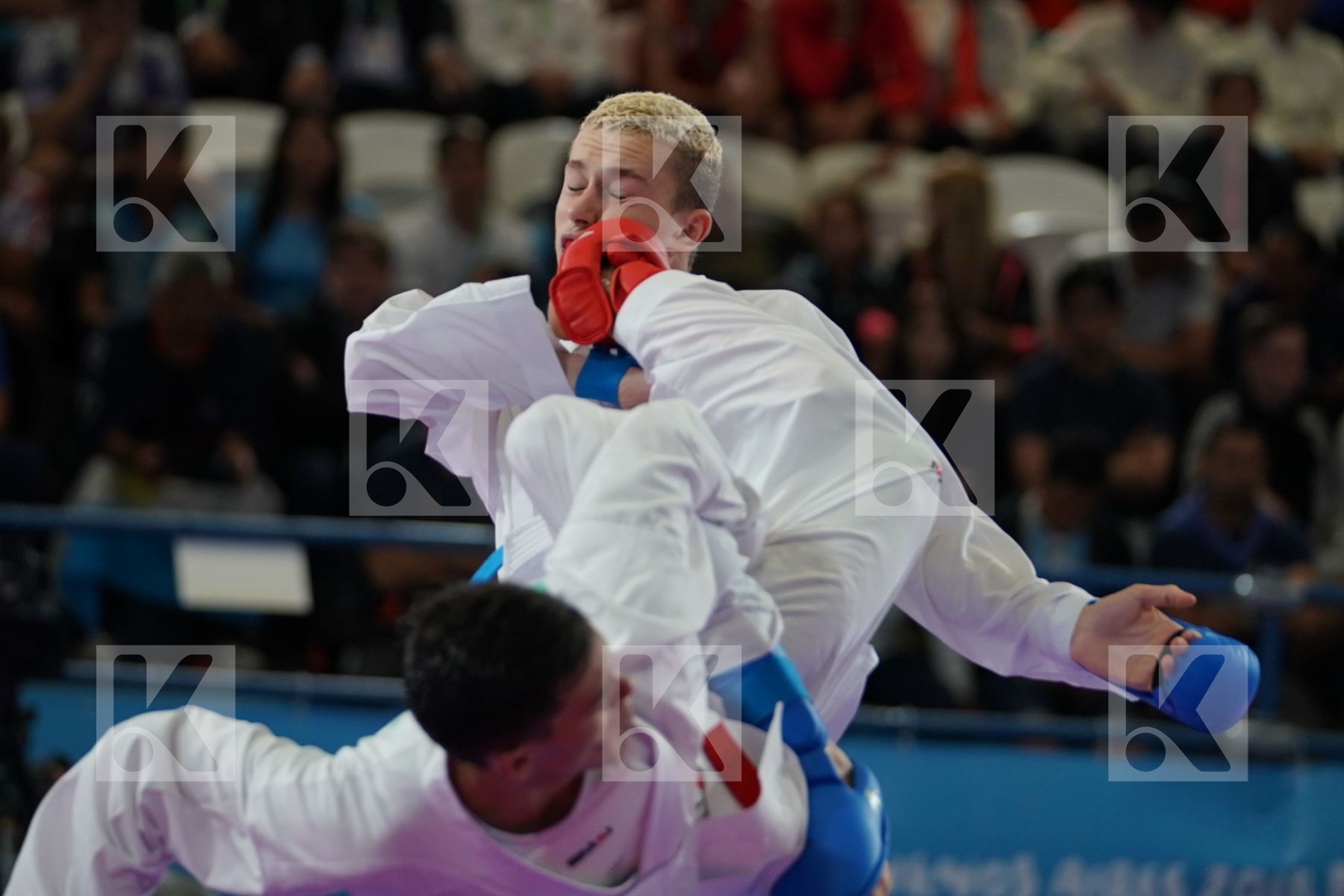 ROSARIO RUGGIERO (ITALY) vs QUENTIN MAHAUDEN (BELGIUM) in Junior Kumite Male Ð 68 Kg - Qualification