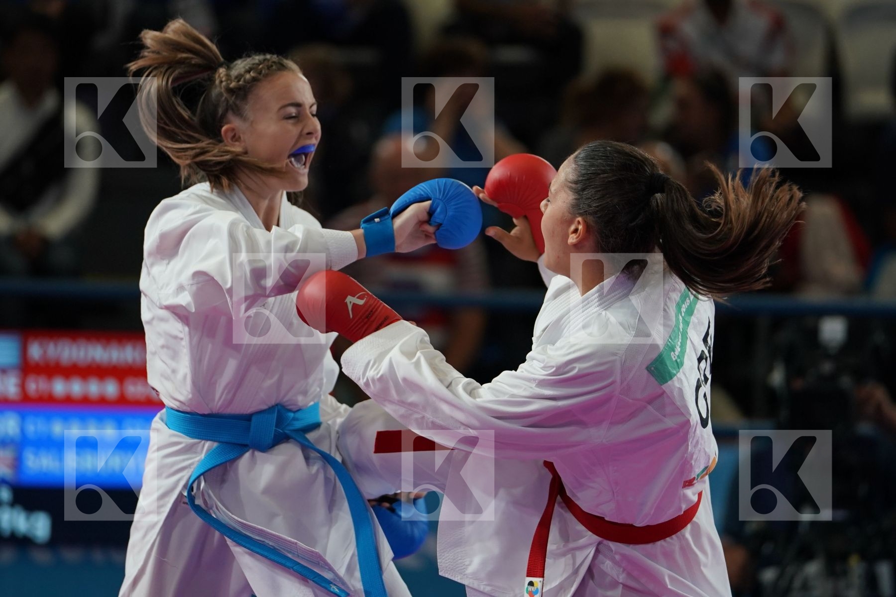 KYRIAKI KYDONAKI (GREECE) vs LAUREN PAIGE SALISBURY (GREAT BRITAIN) in Junior Kumite Female 59+ Kg - Qualification
