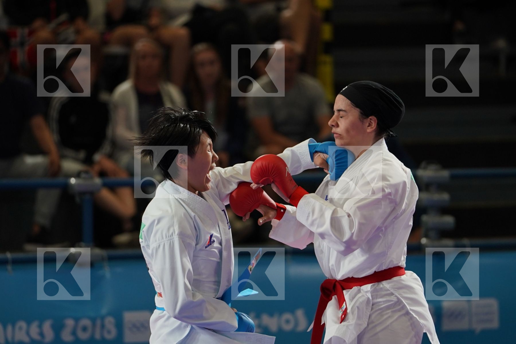 NEGIN ALTOONI (IRAN) vs SAKURA SAWASHIMA (JAPAN) in Junior Kumite Female 59+ Kg - Qualification