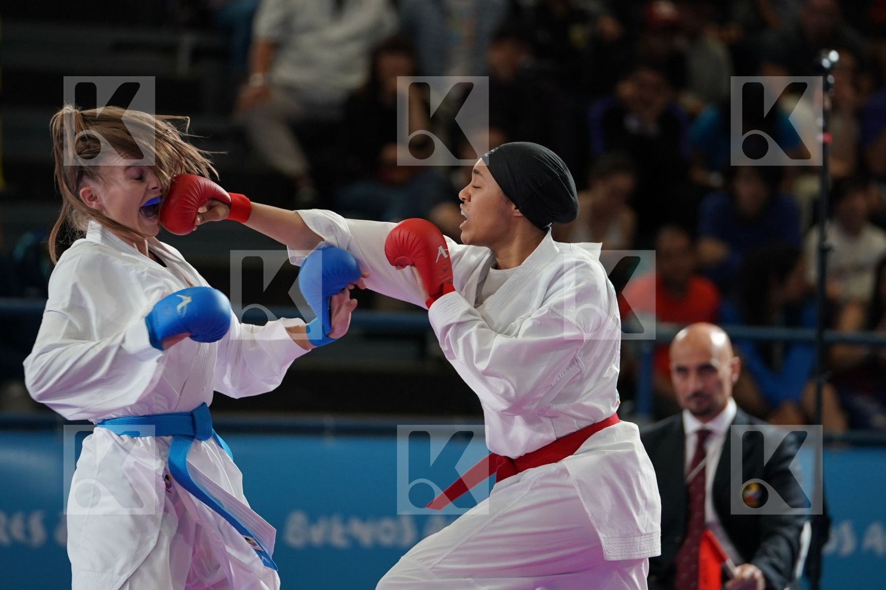 SARAH ALAMERI (UAE) vs LAUREN PAIGE SALISBURY (GREAT BRITAIN) in Junior Kumite Female 59+ Kg - Qualification