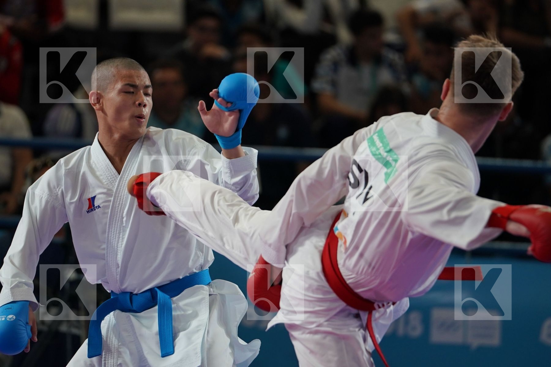 TOMAS KOSA (SLOVAKIA) vs KEISEI SAKIYAMA (JAPAN) in Senior Kumite 68+ Kg - Qualification