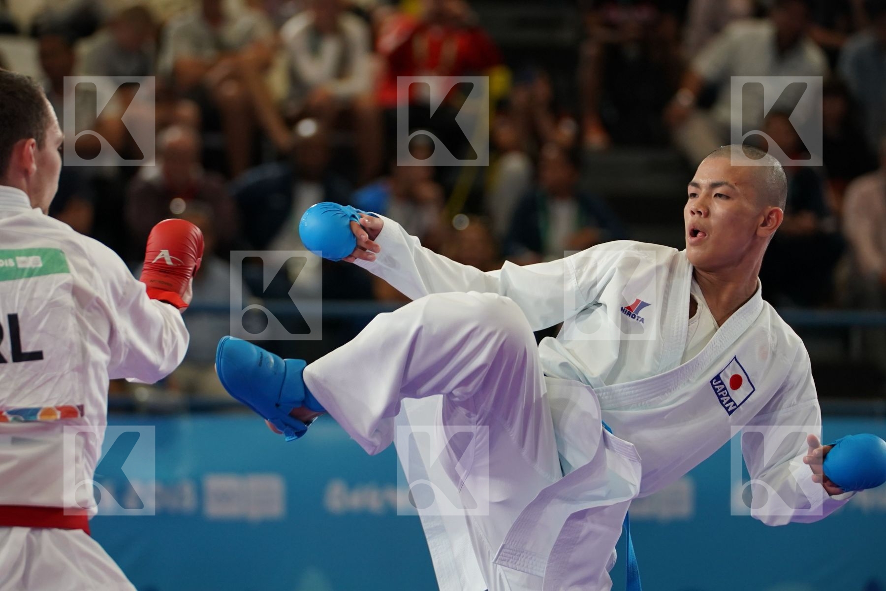 SEAN MC CARTHY CREAN (IRELAND) vs KEISEI SAKIYAMA (JAPAN) in Senior Kumite 68+ Kg - Qualification