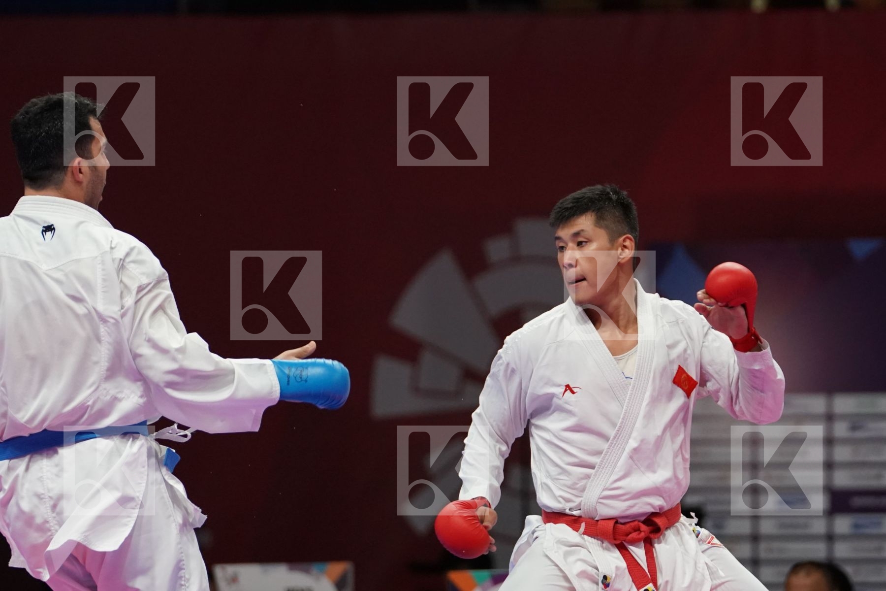 THODNY PHONGSAMPHAN (LAO PEOPLE`S DEMOCRATIC REPUBLIC) vs SAJAD GANJZADEH (ISLAMIC REPUBLIC OF IRAN) in Senior Kumite 84+ Kg - Qualification