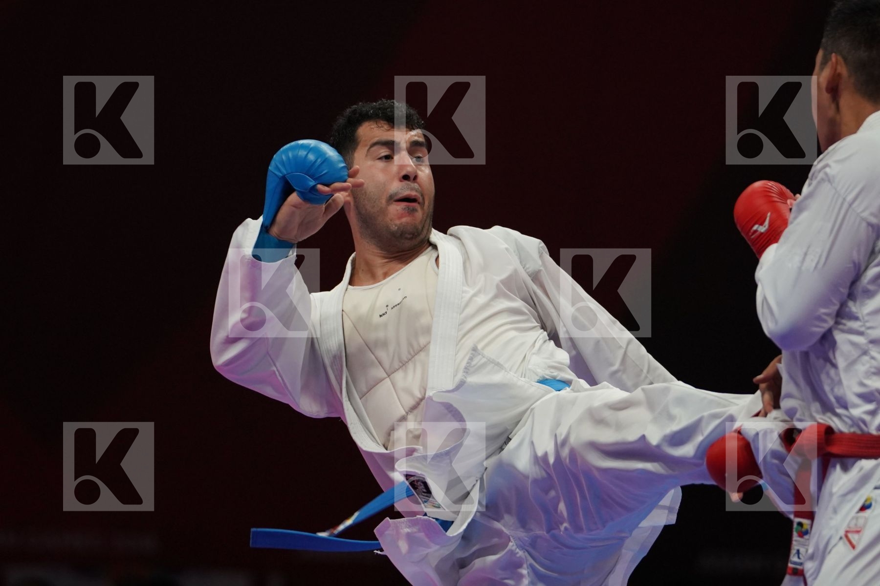 THODNY PHONGSAMPHAN (LAO PEOPLE`S DEMOCRATIC REPUBLIC) vs SAJAD GANJZADEH (ISLAMIC REPUBLIC OF IRAN) in Senior Kumite 84+ Kg - Qualification