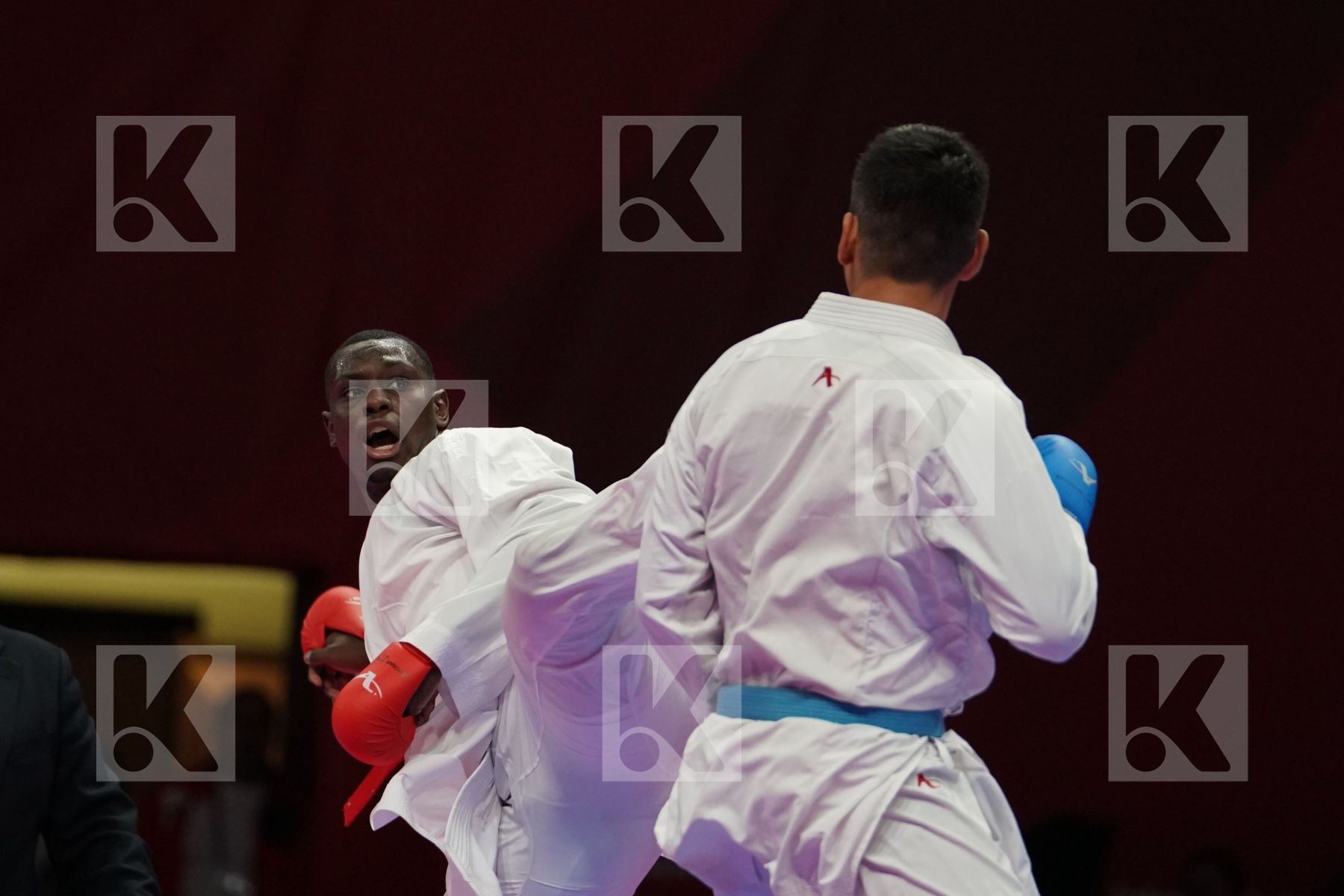 TAREG ALI HAMEDI (SAUDI ARABIA) vs THODNY PHONGSAMPHAN (LAO PEOPLE`S DEMOCRATIC REPUBLIC) in Senior Kumite 84+ Kg - Bronze bout