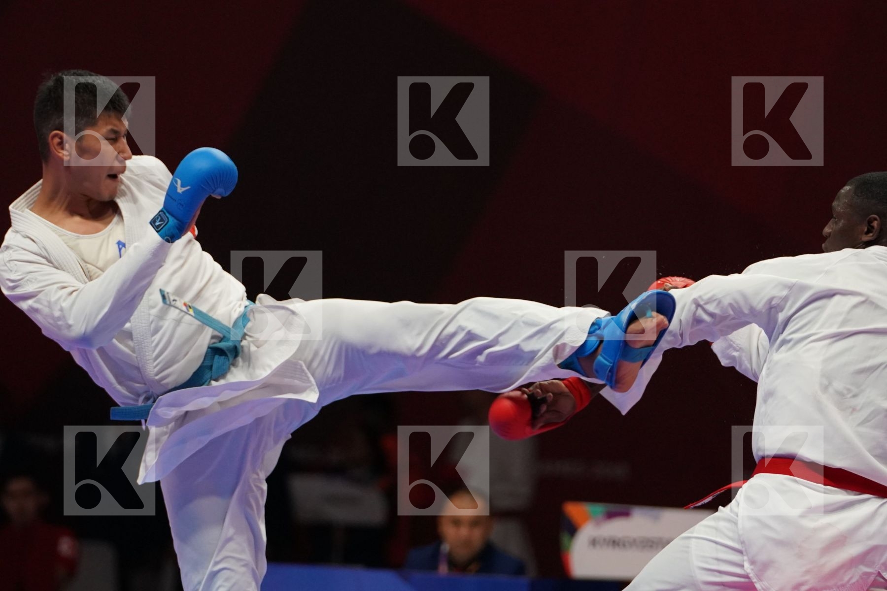 TAREG ALI HAMEDI (SAUDI ARABIA) vs THODNY PHONGSAMPHAN (LAO PEOPLE`S DEMOCRATIC REPUBLIC) in Senior Kumite 84+ Kg - Bronze bout