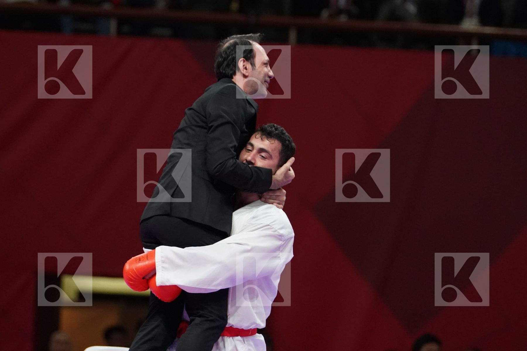 SAJAD GANJZADEH (ISLAMIC REPUBLIC OF IRAN) vs MINH PHUNG NGUYEN (VIETNAM) in Senior Kumite 68+ Kg - podium ceremony