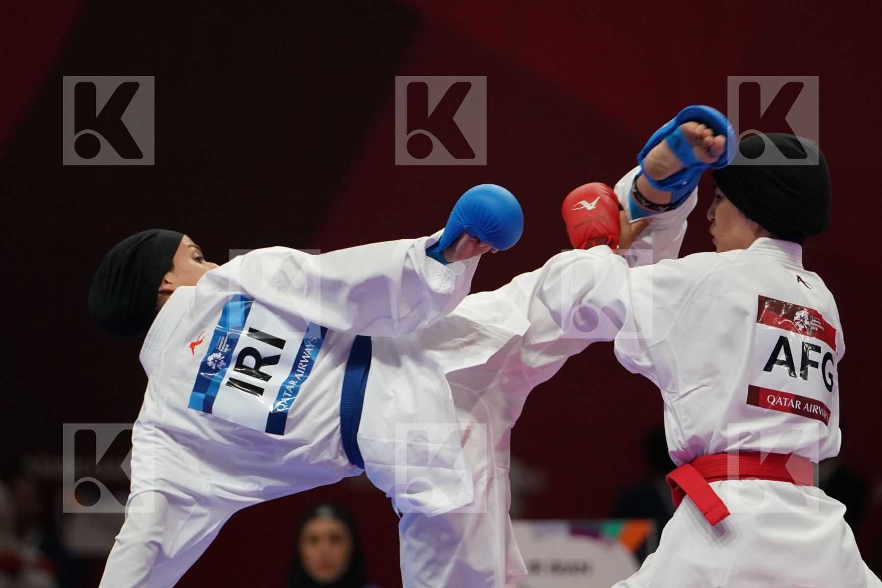 LATIFA HAIDARE (AFGHANISTAN) vs TARAVAT KHAKSAR (ISLAMIC REPUBLIC OF IRAN) in Senior Kumite -55 Kg - Qualification
