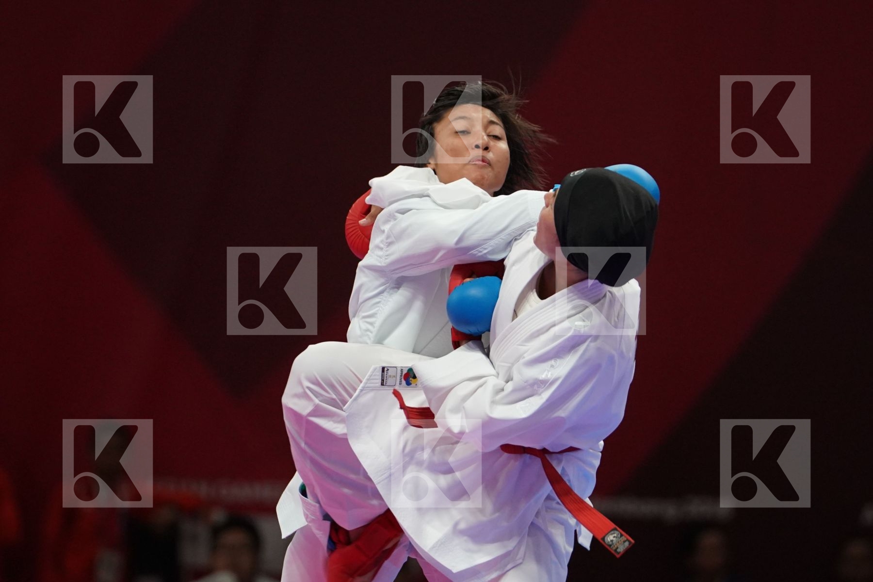 LATIFA HAIDARE (AFGHANISTAN) vs COKORDA ISTRI AGUNG SANISTYARANI (INDONESIA) in Senior Kumite -55 Kg - Qualification