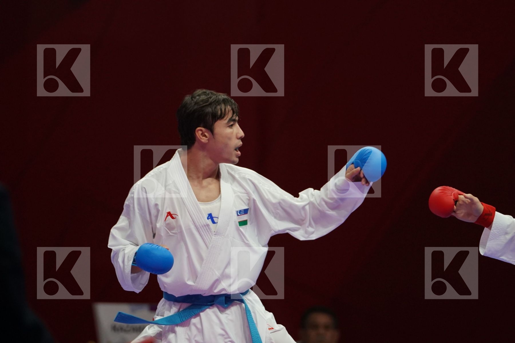DARKHAN ASSADILOV (KAZAKHSTAN) vs SADRIDDIN SAYMATOV (UZBEKISTAN) in Senior Kumite -60 Kg - Qualification