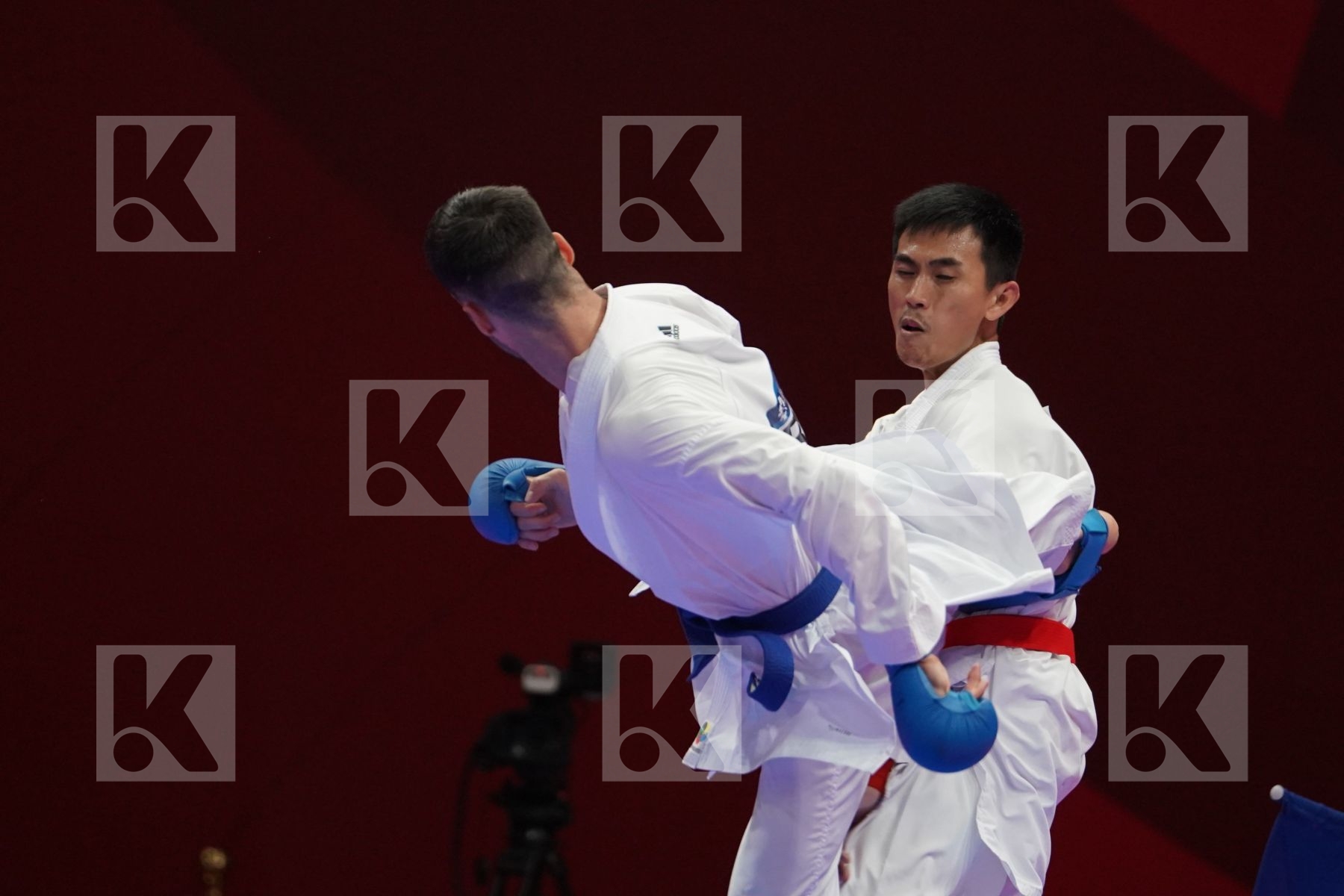 JAYSON RAMIL MACAALAY (PHILIPPINES) vs AMIR MAHDI ZADEH (ISLAMIC REPUBLIC OF IRAN) in Senior Kumite -60 Kg - Qualification