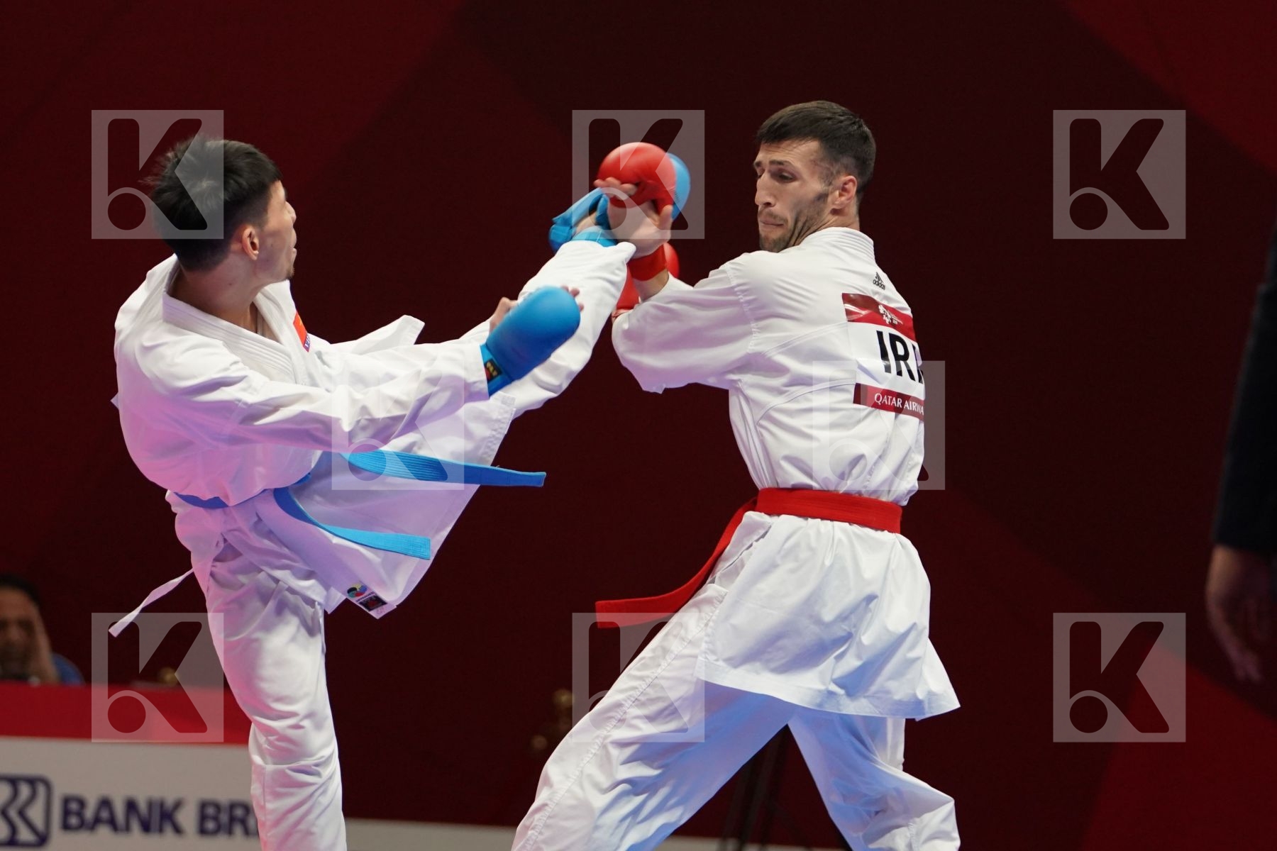 AMIR MAHDI ZADEH (ISLAMIC REPUBLIC OF IRAN) vs VAN HAI NGUYEN (VIETNAM) in Senior Kumite -60 Kg - Qualification