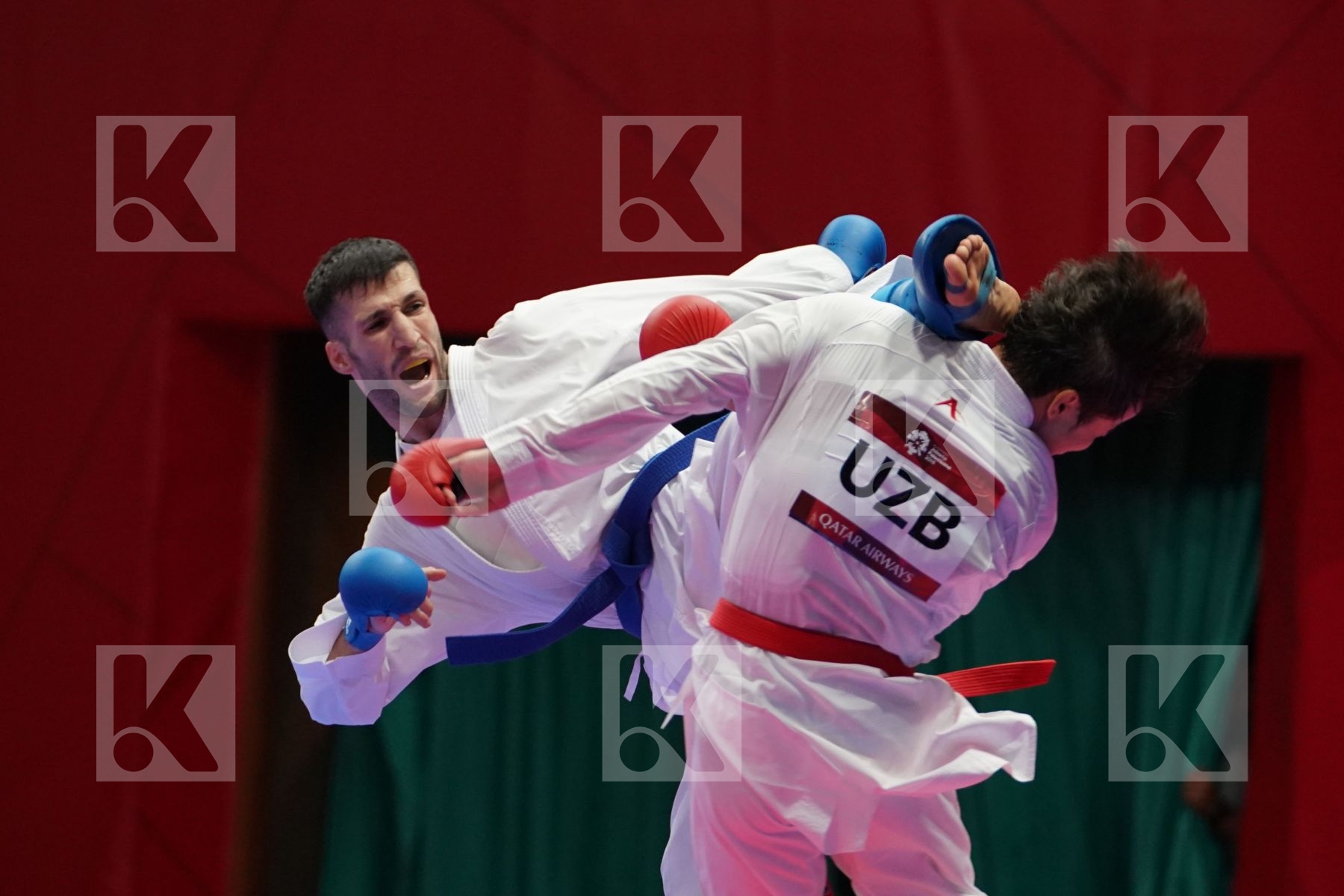 SADRIDDIN SAYMATOV (UZBEKISTAN) vs AMIR MAHDI ZADEH (ISLAMIC REPUBLIC OF IRAN) in Senior Kumite -60 Kg - Qualification