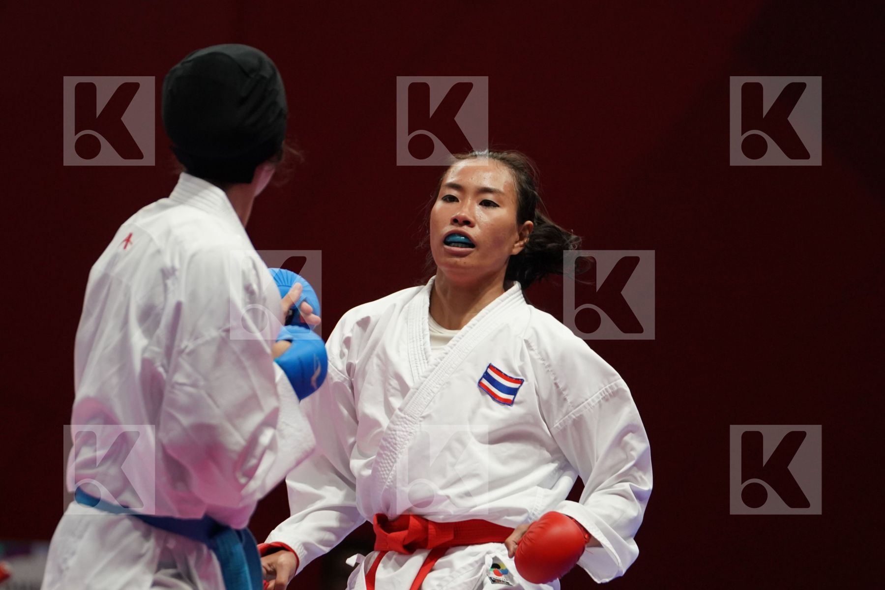 ARM SUKKIAW (THAILAND) vs ROZITA ALIPOURKESHKA (ISLAMIC REPUBLIC OF IRAN) in Senior Kumite Ð 61 Kg - Qualification