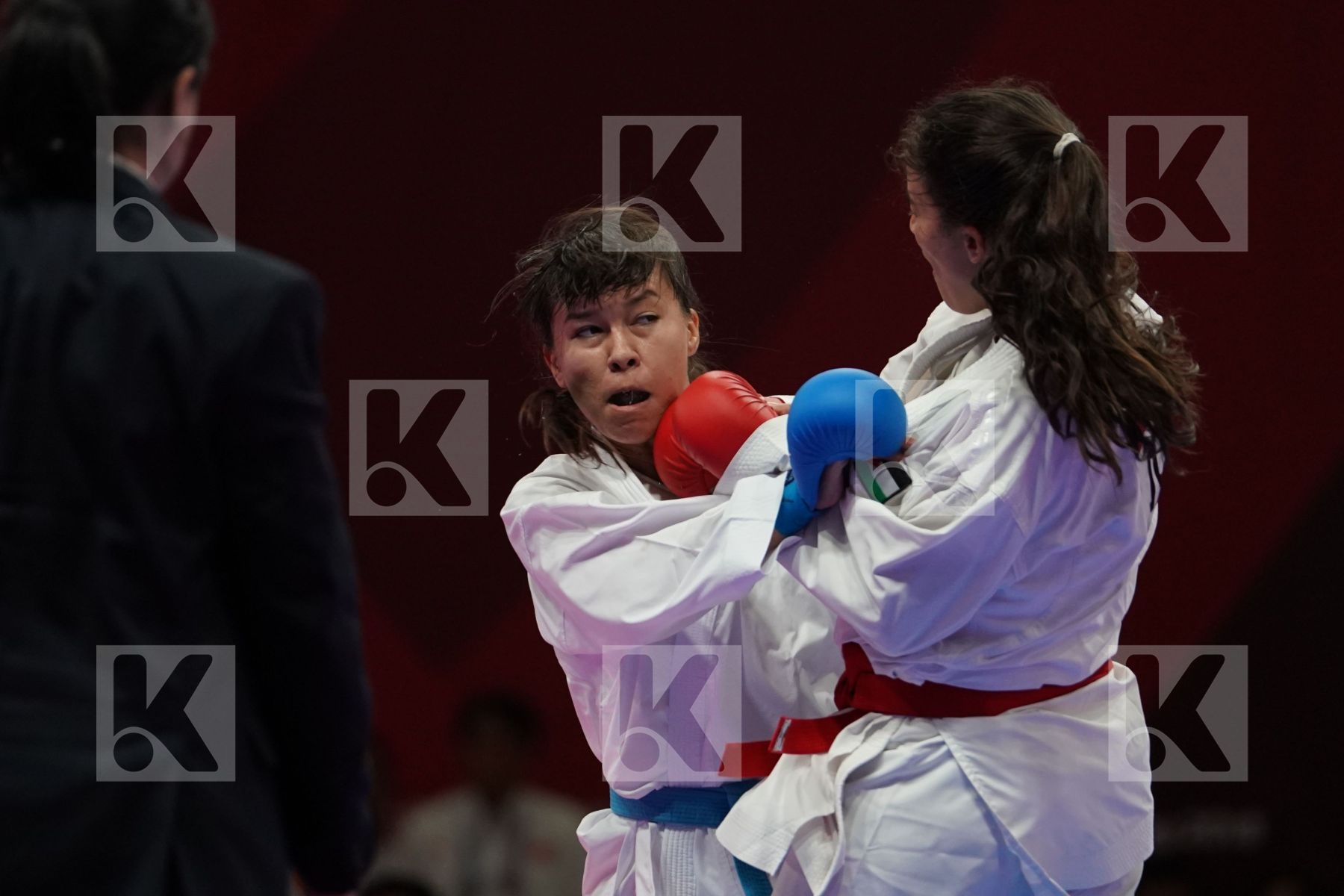 HUDA JABER (JORDAN) vs MADINA UTELBAYEVA (KAZAKHSTAN) in Senior Kumite Ð 61 Kg - Qualification