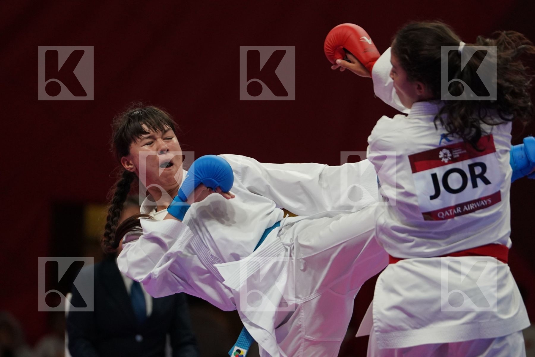 HUDA JABER (JORDAN) vs MADINA UTELBAYEVA (KAZAKHSTAN) in Senior Kumite Ð 61 Kg - Qualification