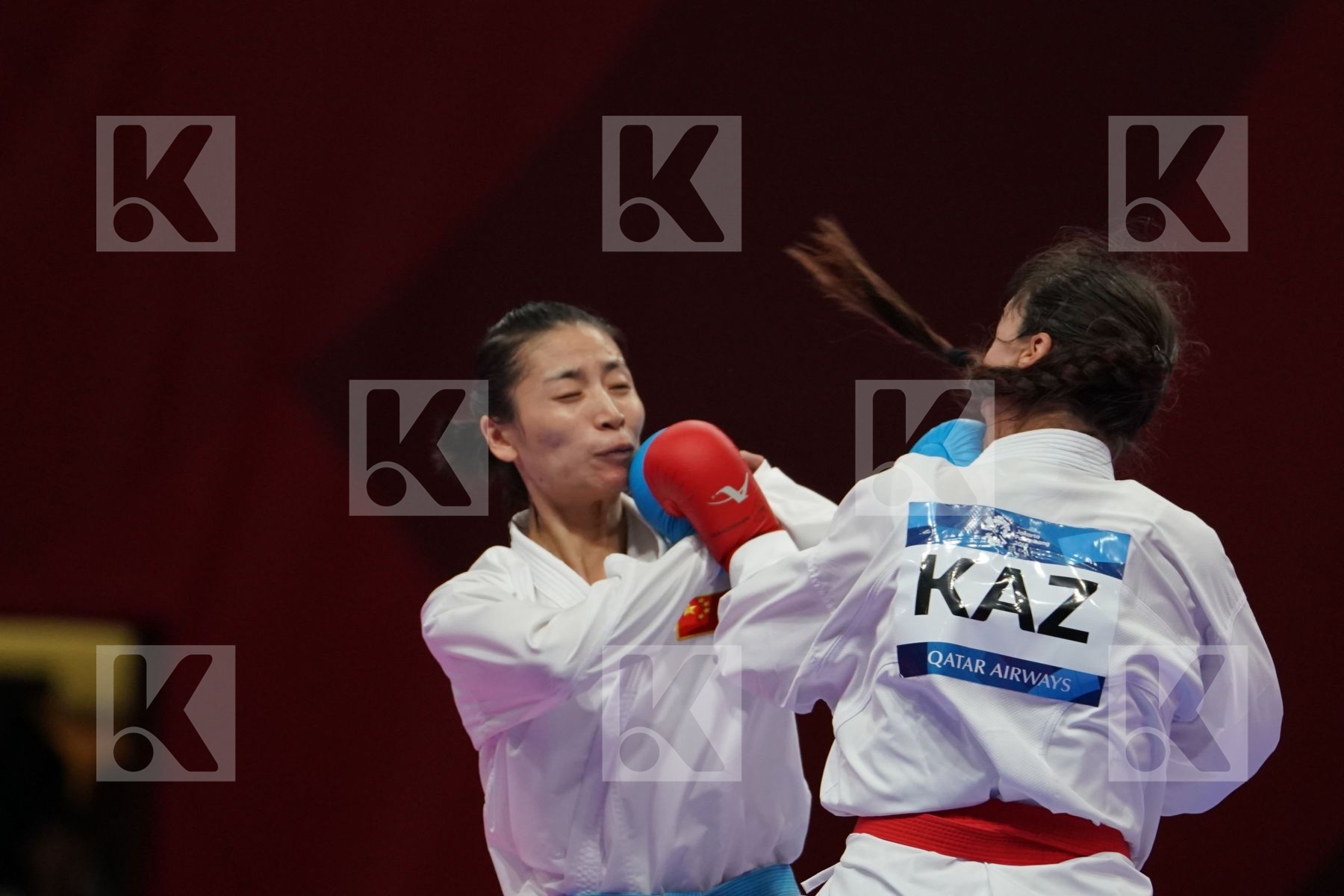 MADINA UTELBAYEVA (KAZAKHSTAN) vs XIAOYAN YIN (CHINA) in Senior Kumite Ð 61 Kg - Qualification