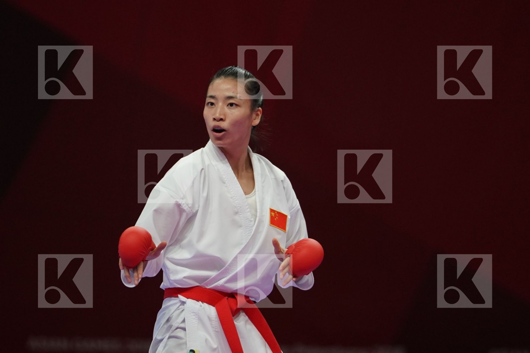 XIAOYAN YIN (CHINA) vs ROZITA ALIPOURKESHKA (ISLAMIC REPUBLIC OF IRAN) in Senior Kumite Ð 61 Kg - Final