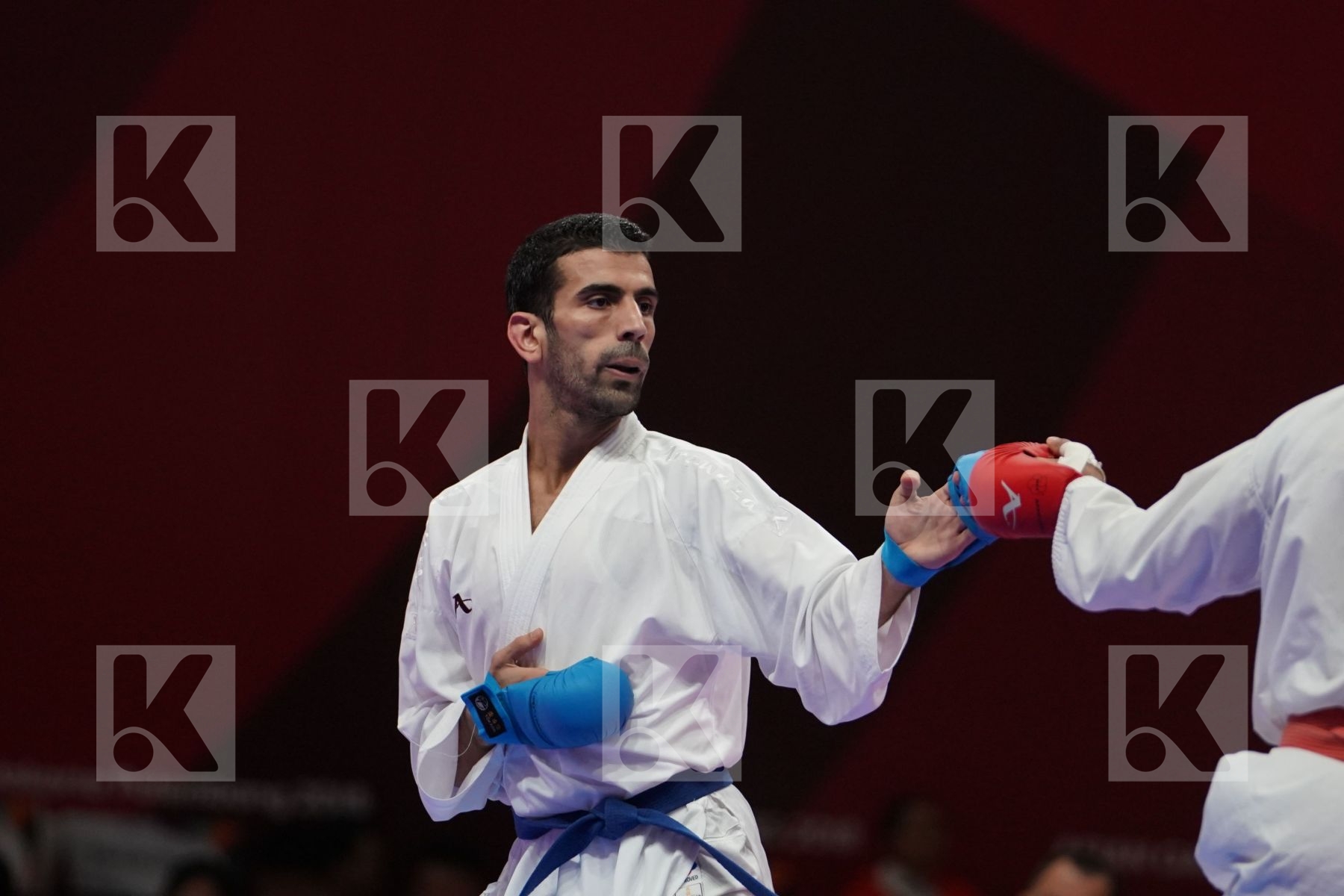 FAHAD ATIAH ALKHATHAMI (SAUDI ARABIA) vs ALI ABDULAZIZ (KUWAIT) in Senior Kumite -67 Kg - Qualification