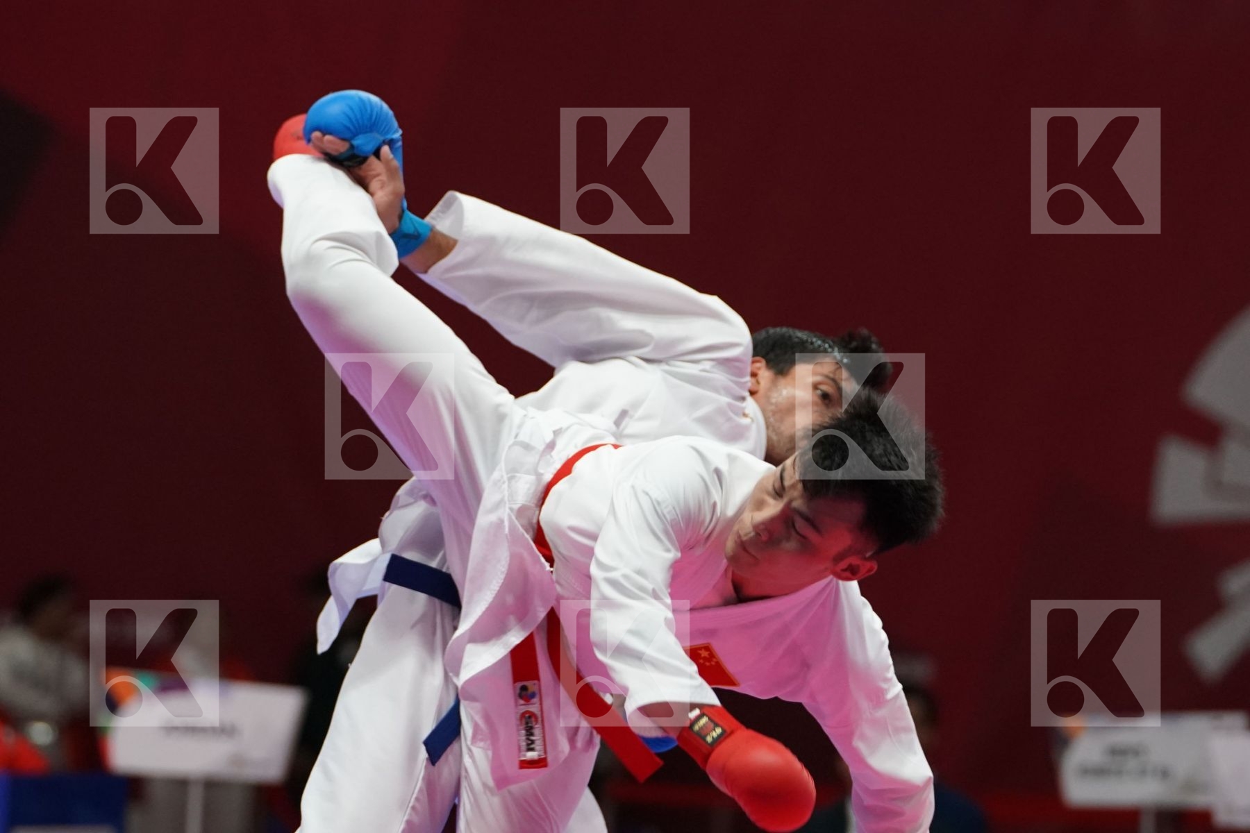 ZHIWEI WANG (CHINA) vs ABDEL RAHMAN ALMASATFA (JORDAN) in Senior Kumite -67 Kg - Qualification