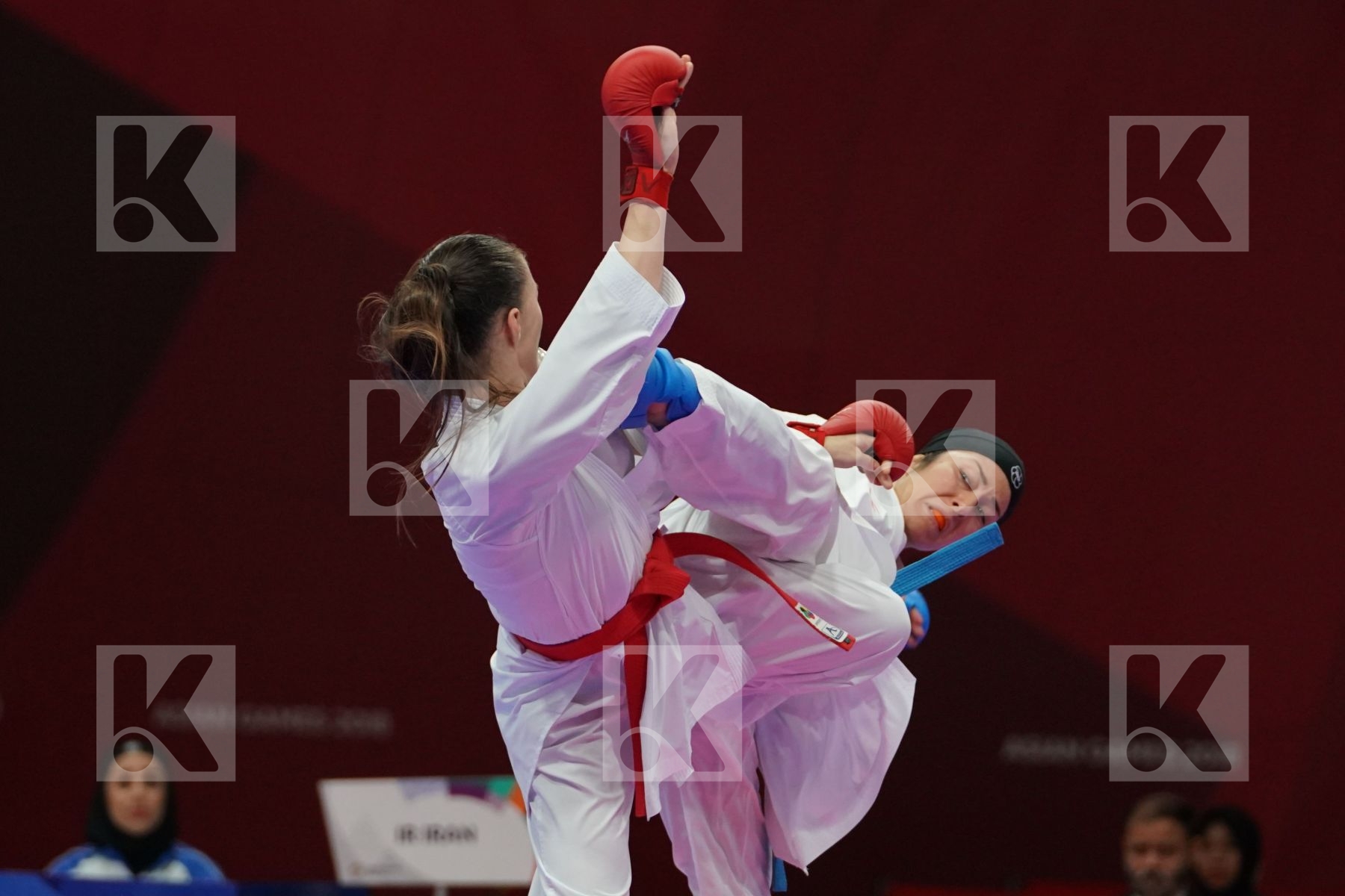 GUZALIYA GAFUROVA (KAZAKHSTAN) vs PEGAH ZANGENEHKARKOOTI (ISLAMIC REPUBLIC OF IRAN) in Senior Kumite Ð 68 Kg - Qualification