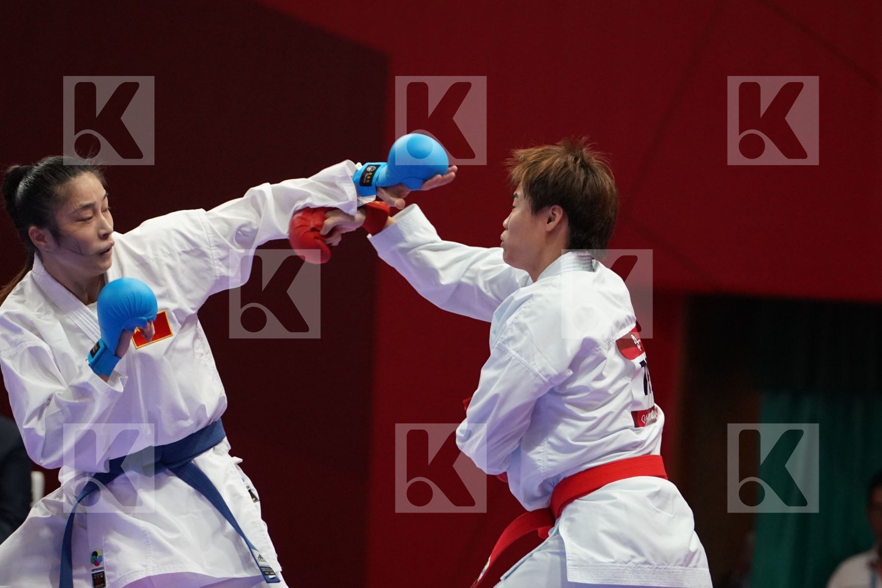 JOU CHAO (CHINESE TAIPEI) vs LINGLING TANG (CHINA) in Senior Kumite Ð 68 Kg - Qualification
