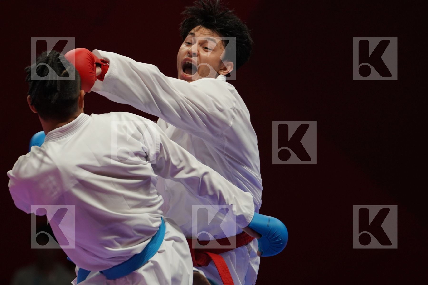 RAEF ADEL ALTURKISTANI (SAUDI ARABIA) vs KA WAI LEE (HONG KONG) in Senior Kumite Ð 75 Kg - Qualification