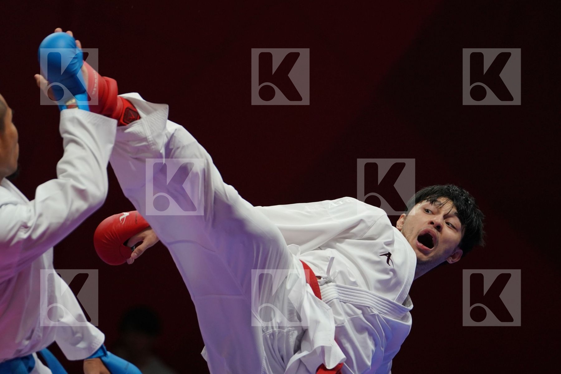 RAEF ADEL ALTURKISTANI (SAUDI ARABIA) vs KA WAI LEE (HONG KONG) in Senior Kumite Ð 75 Kg - Qualification