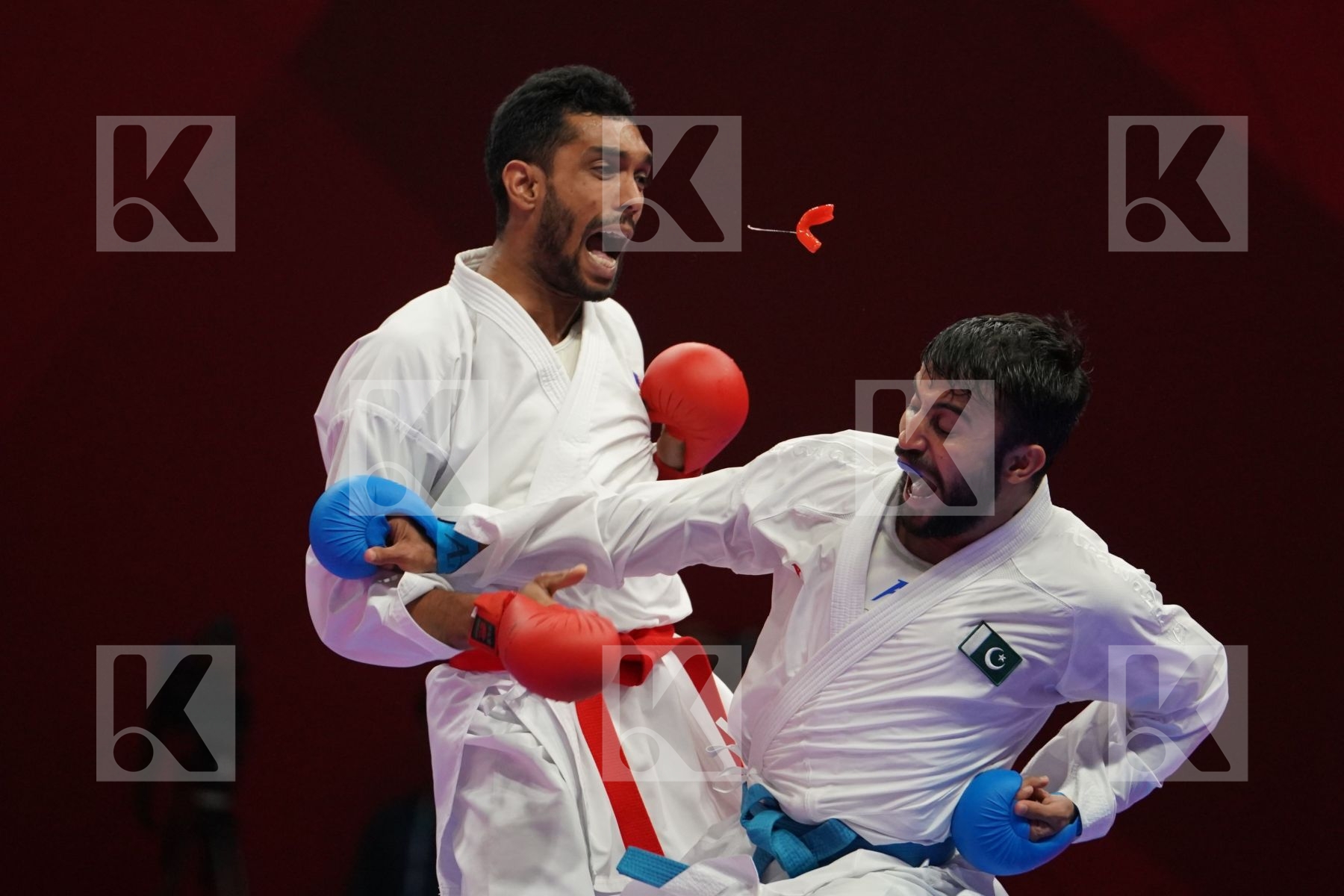 SHARMENDRAN RAGHONATHAN (MALAYSIA) vs SAADI GHULAM ABBAS (PAKISTAN) in Senior Kumite Ð 75 Kg - Qualification