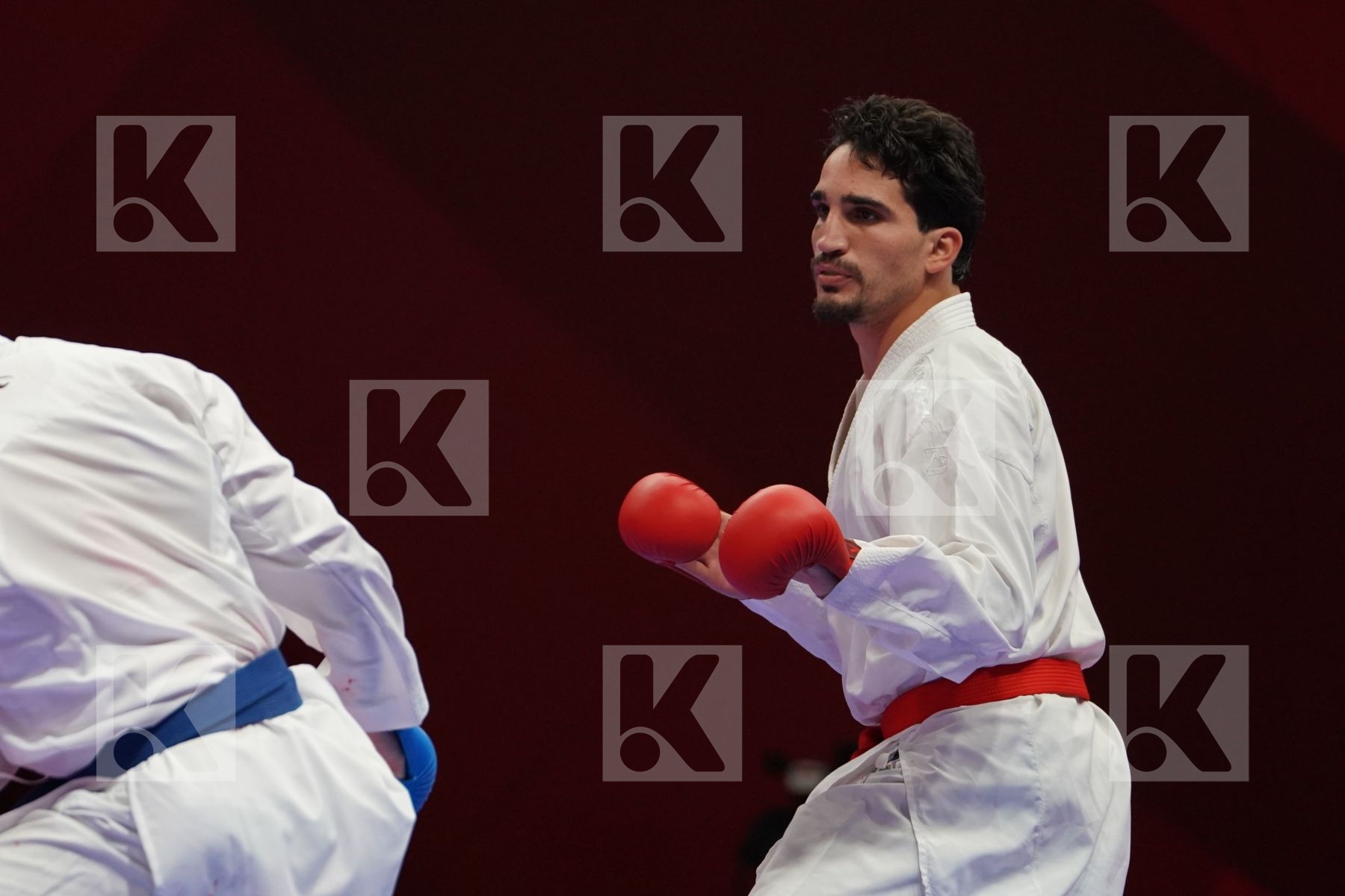 BASHAR ALNAJJAR (JORDAN) vs RAEF ADEL ALTURKISTANI (SAUDI ARABIA) in Senior Kumite Ð 75 Kg - Qualification