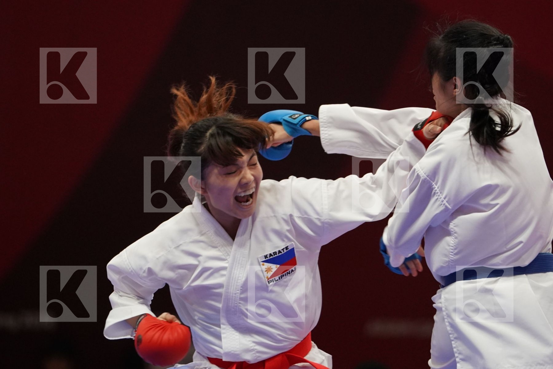 TSUKII JUNNA (PHILIPPINES) vs PAWEENA RAKSACHART (THAILAND) in Senior Kumite -50 Kg - Bronze