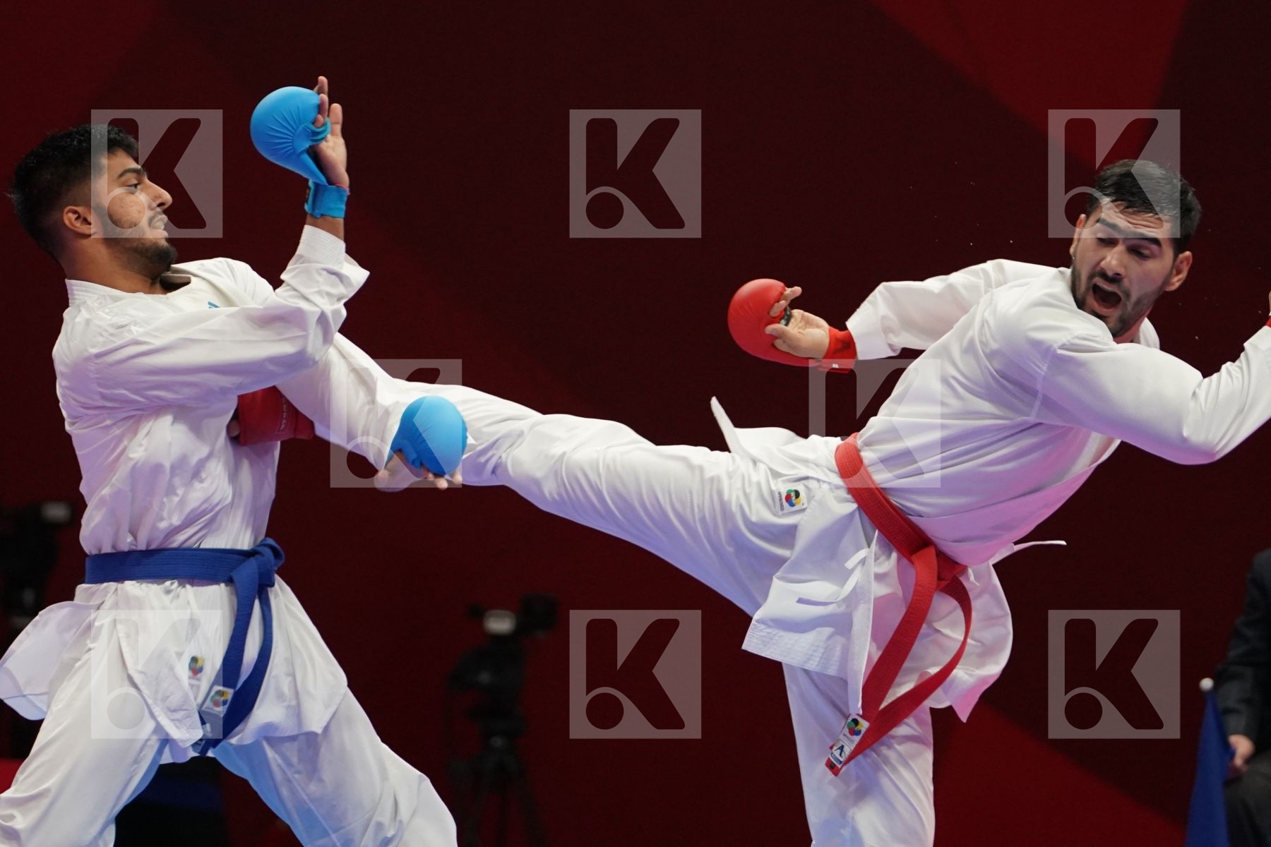 SHAKHBOZ AKHATOV (UZBEKISTAN) vs VISHAL (INDIA) in Senior Kumite Ð 84 Kg - Qualification