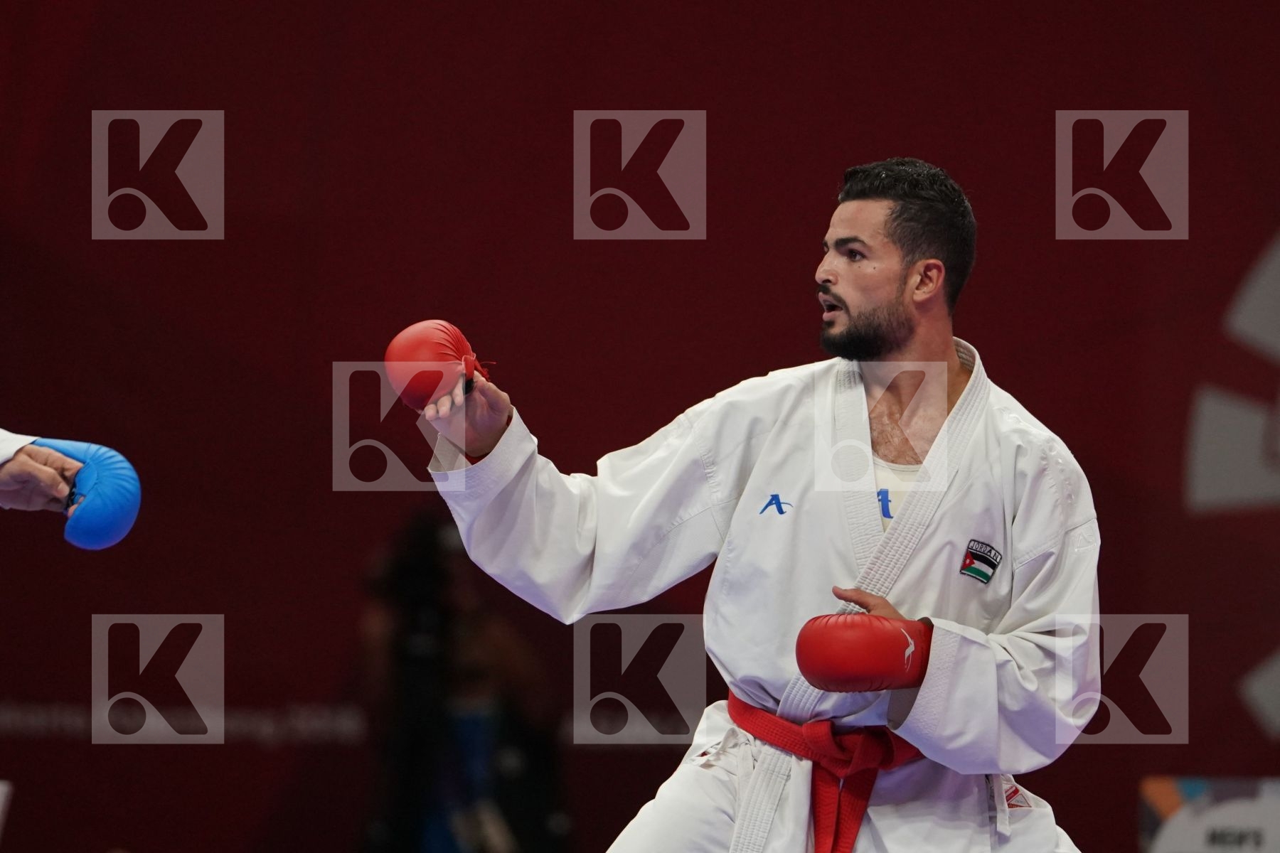 MAHMOUD SAJAN (JORDAN) vs ZABIOLLAH POORSHAB (ISLAMIC REPUBLIC OF IRAN) in Senior Kumite Ð 84 Kg - bronze