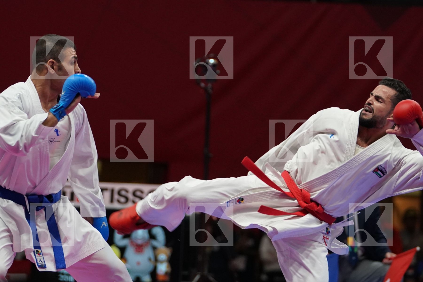 MAHMOUD SAJAN (JORDAN) vs ZABIOLLAH POORSHAB (ISLAMIC REPUBLIC OF IRAN) in Senior Kumite Ð 84 Kg - bronze