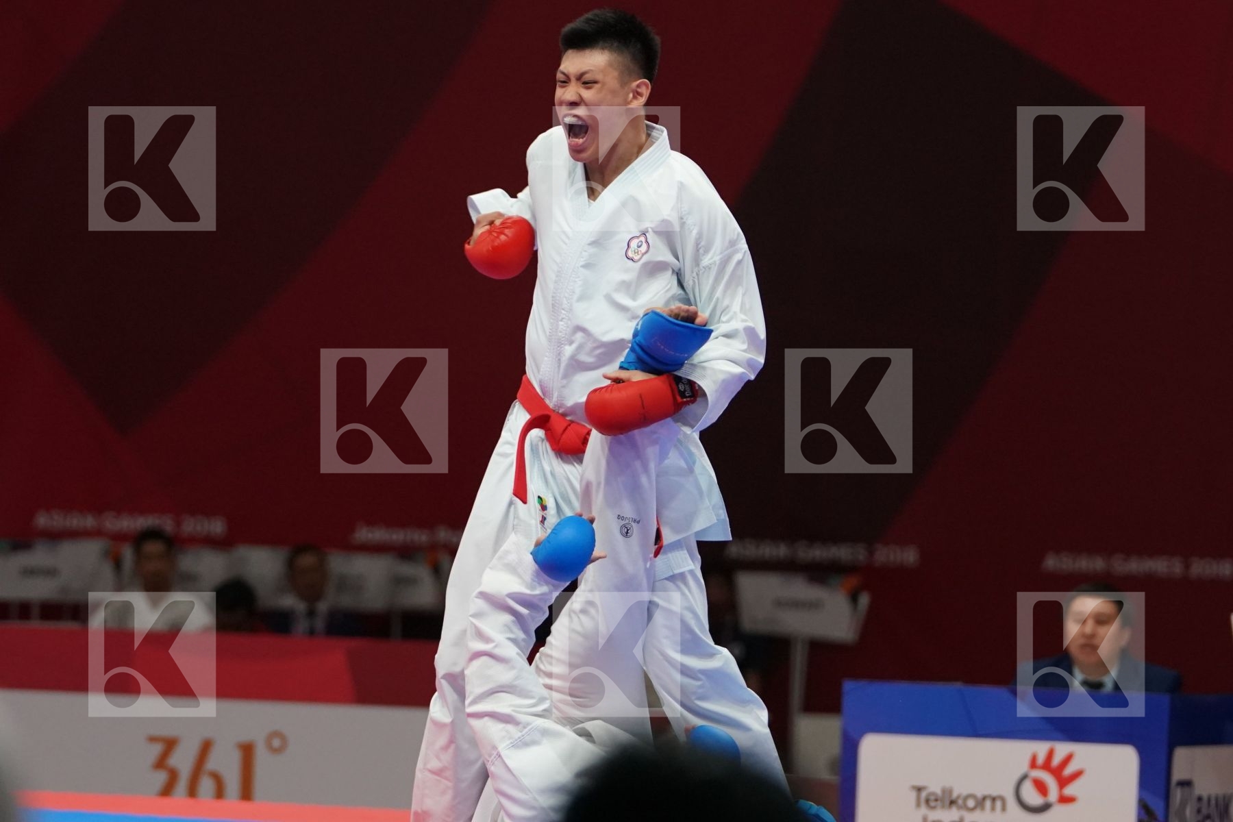 CHUNWEI WU (CHINESE TAIPEI) Vs SHAKHBOZ AKHATOV (UZBEKISTAN) in Senior Kumite Ð 84 Kg - Bronze