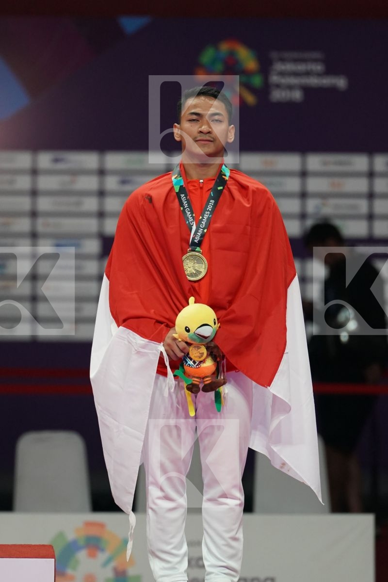 AHMAD ZIGI ZARESTA YUDA (INDONESIA) in Senior Male Kata - podium ceremony
