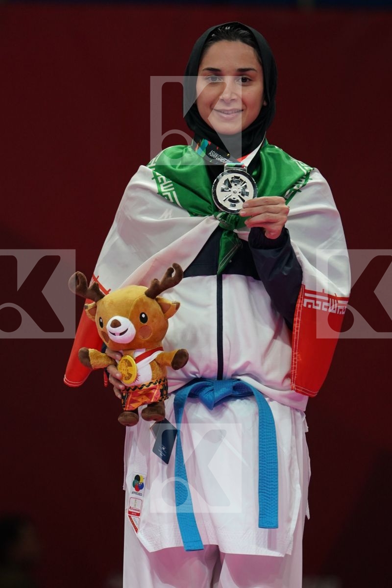 ROZITA ALIPOURKESHKA (ISLAMIC REPUBLIC OF IRAN) in Senior Kumite Ð 61 Kg - podium ceremony