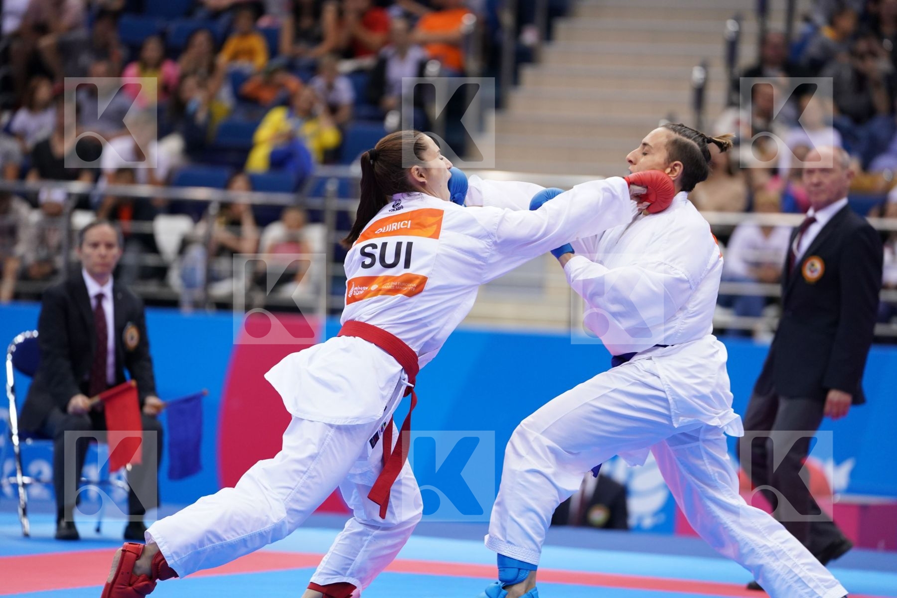 QUIRICI ELENA (SWITZERLAND) Vs SEMERARO SILVIA (ITALY) in Senior Kumite -68 Kg - semi-final Bout