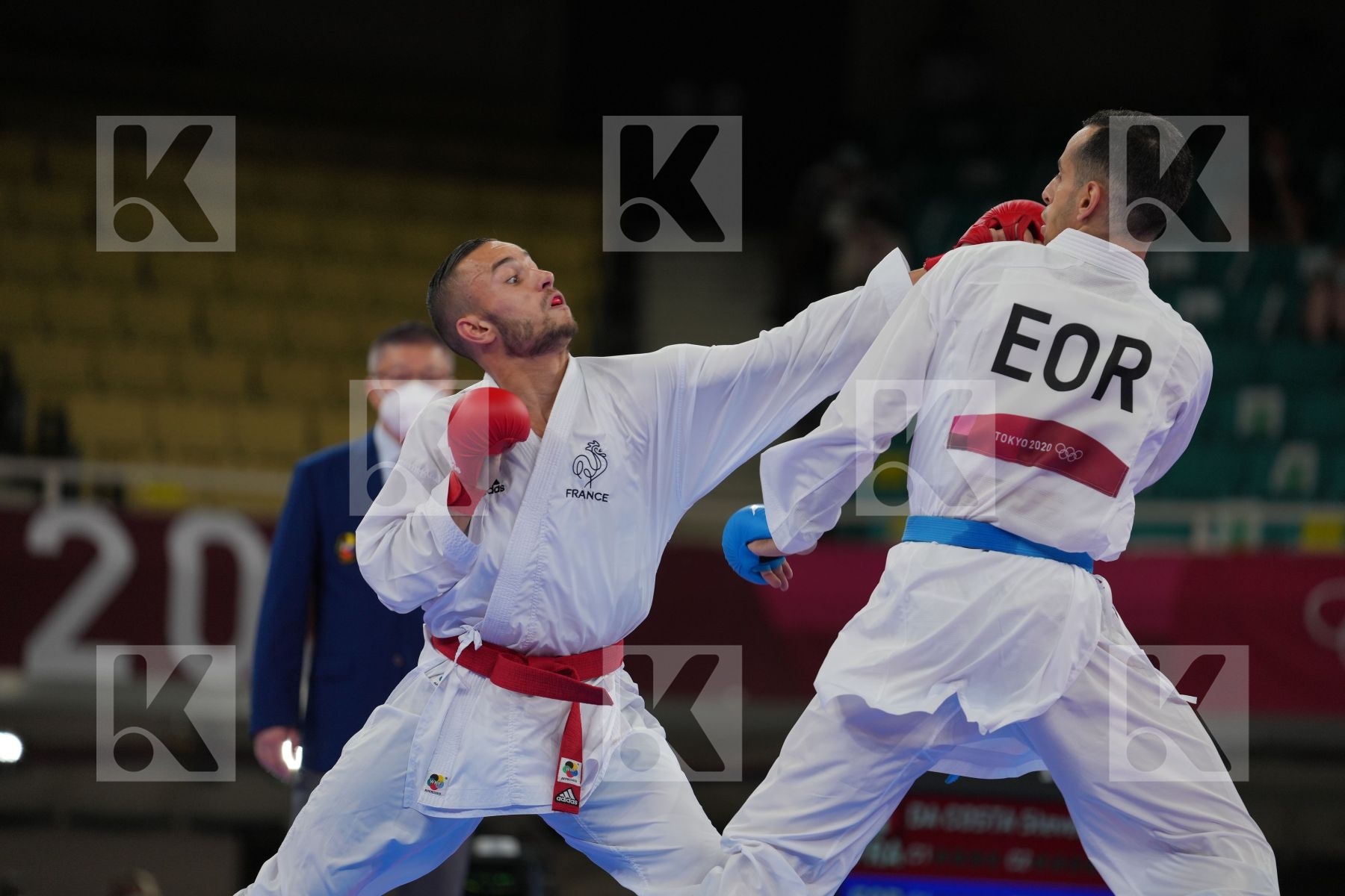Da Costa Steven (France) - Kumite Male -67kg, Derafshipour Hamoon (Refugee Olympic Team) - Kumite Male -67kg in  - Round Robin bout