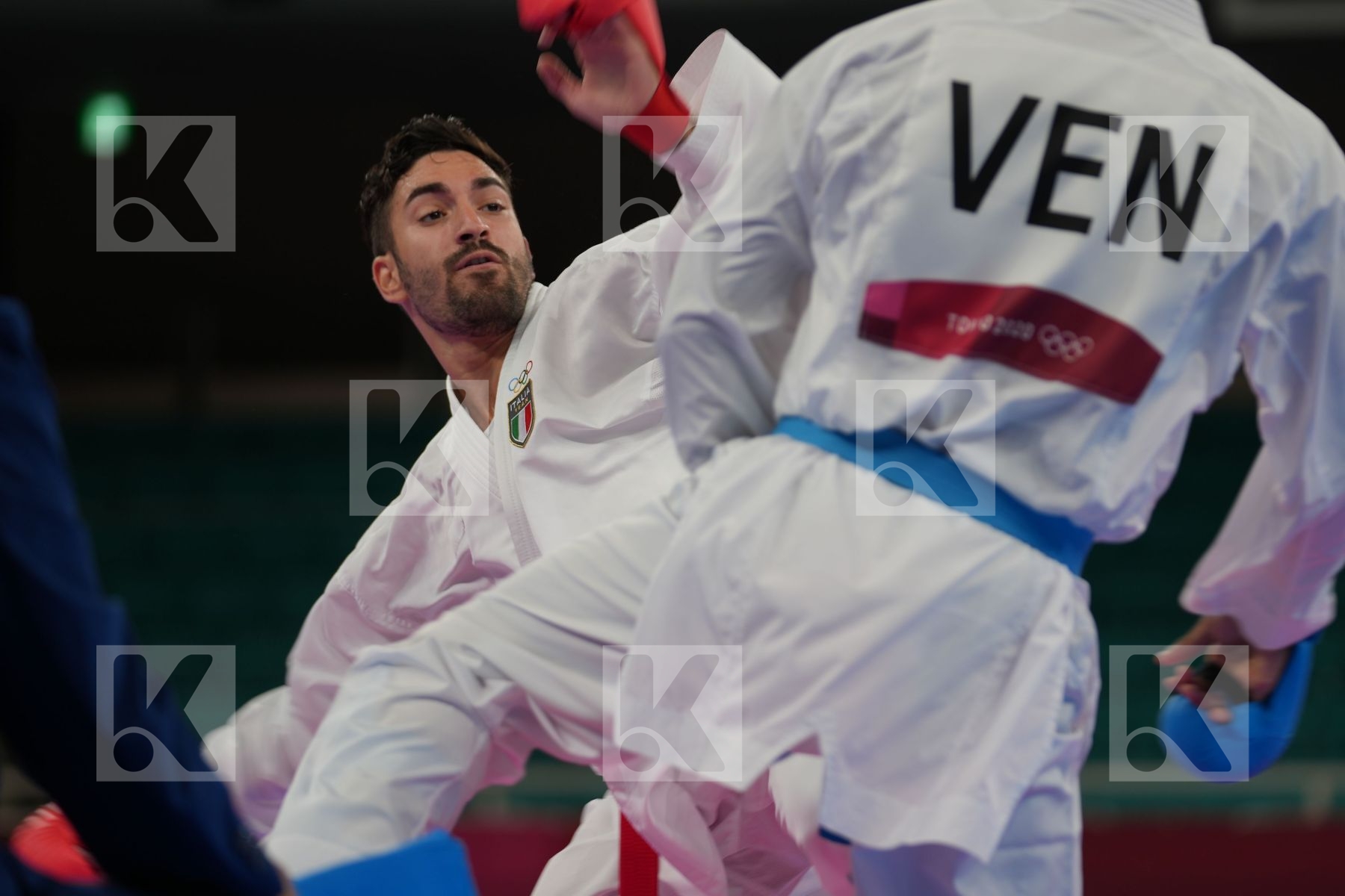 Crescenzo Angelo (Italy) - Kumite Male -67kg, Madera Andres (Venezuela) - Kumite Male -67kg in Senior Kumite -67 Kg - Round Robin bout