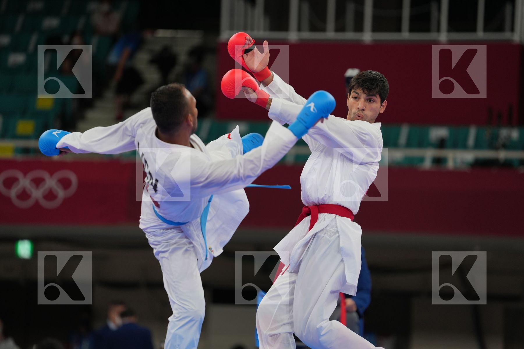 Almasatfa Abdel Rahman (Jordan) - Kumite Male -67kg, Madera Andres (Venezuela) - Kumite Male -67kg in Senior Kumite -67 Kg - Round Robin bout