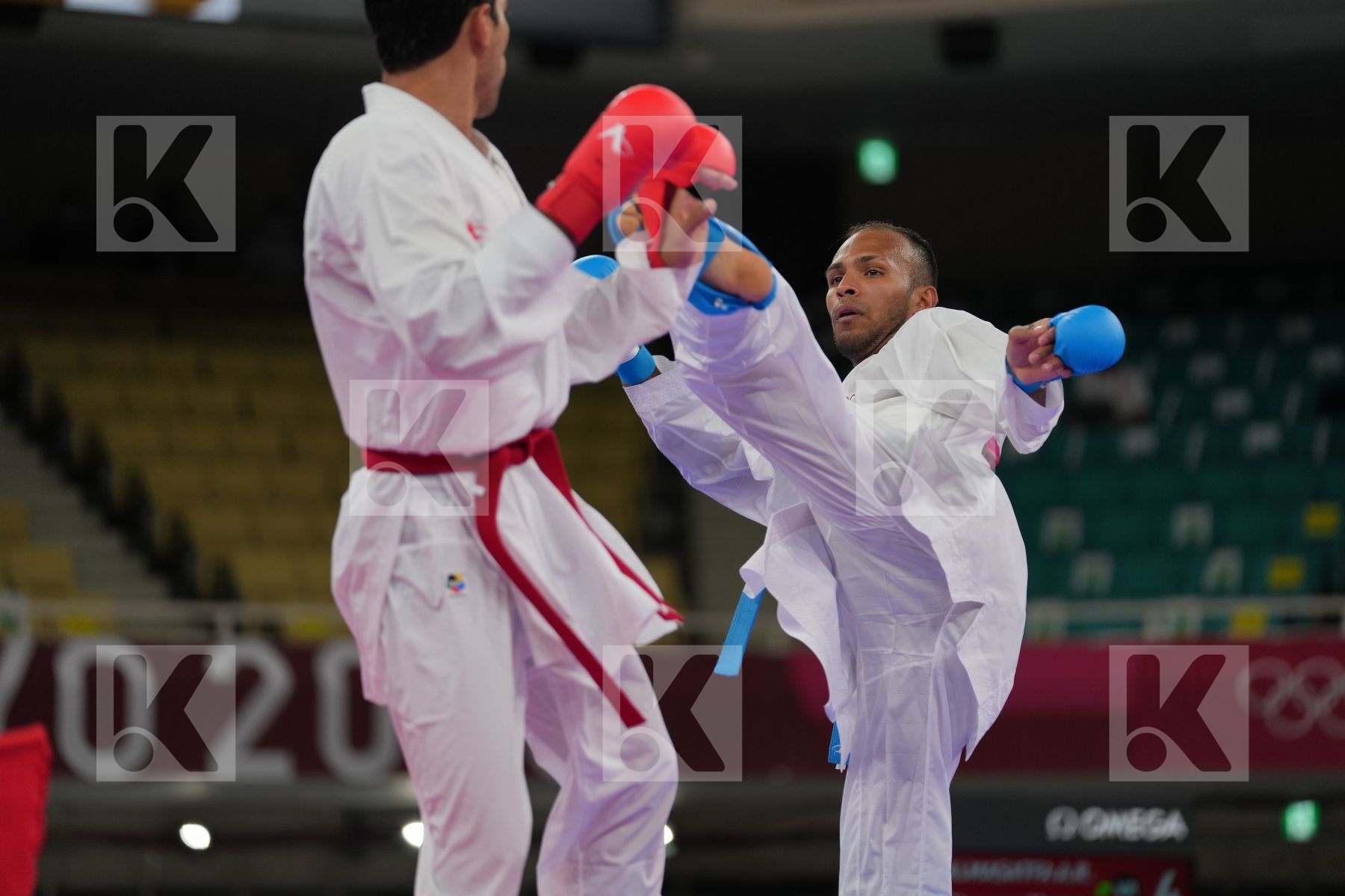Almasatfa Abdel Rahman (Jordan) - Kumite Male -67kg, Madera Andres (Venezuela) - Kumite Male -67kg in Senior Kumite -67 Kg - Round Robin bout