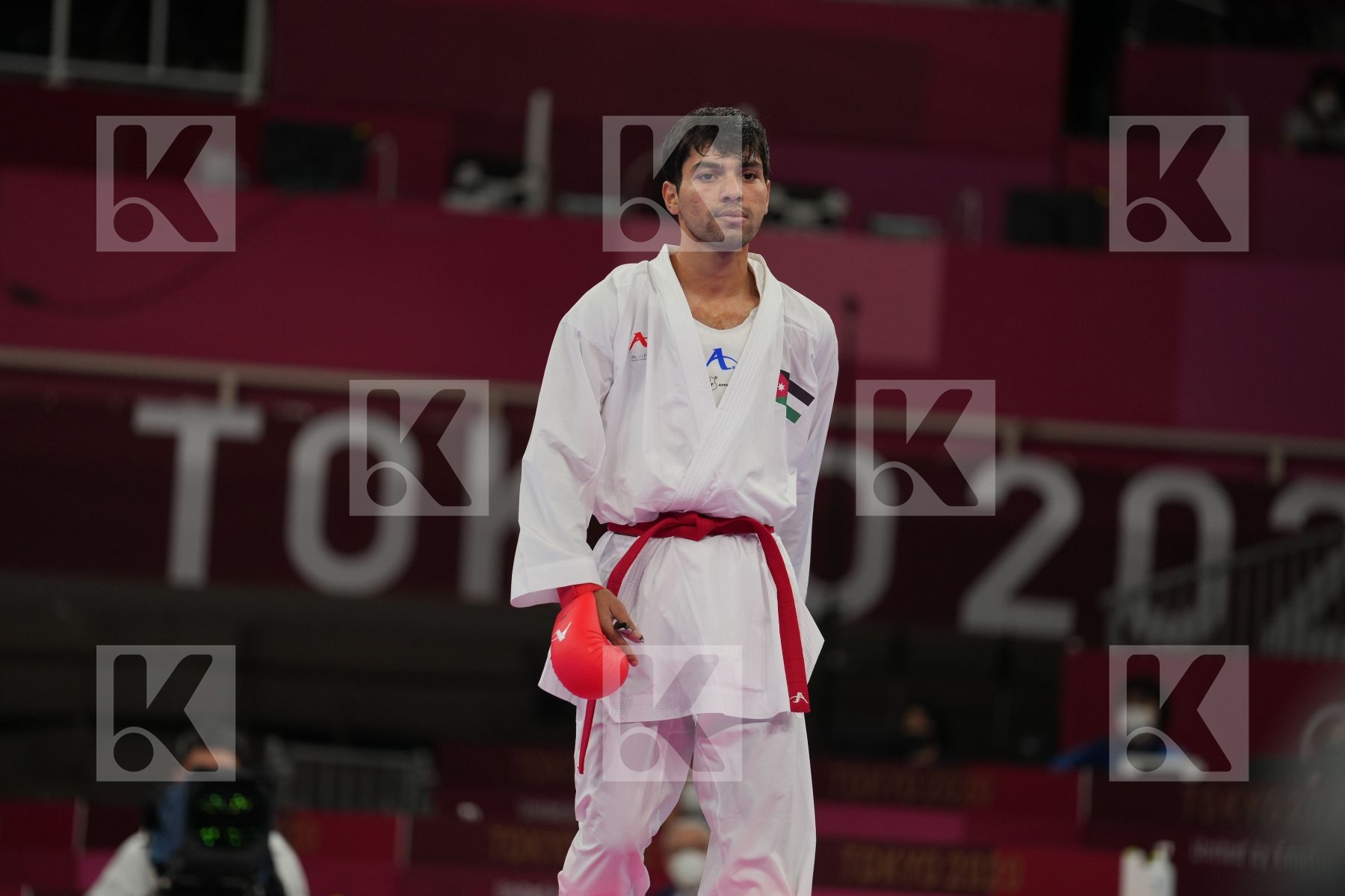 Almasatfa Abdel Rahman (Jordan) - Kumite Male -67kg, Madera Andres (Venezuela) - Kumite Male -67kg in Senior Kumite -67 Kg - Round Robin bout