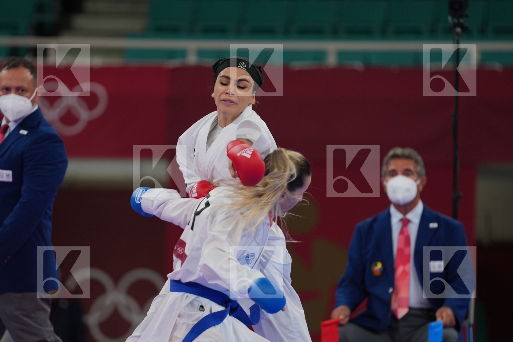 Bahmanyar Sara (Islamic Republic of Iran) - Kumite Female -55kg, Ozcelik Arapoglu Serap (Turkey) - Kumite Female -55kg in Senior Kumite -55 Kg - Round Robin bout