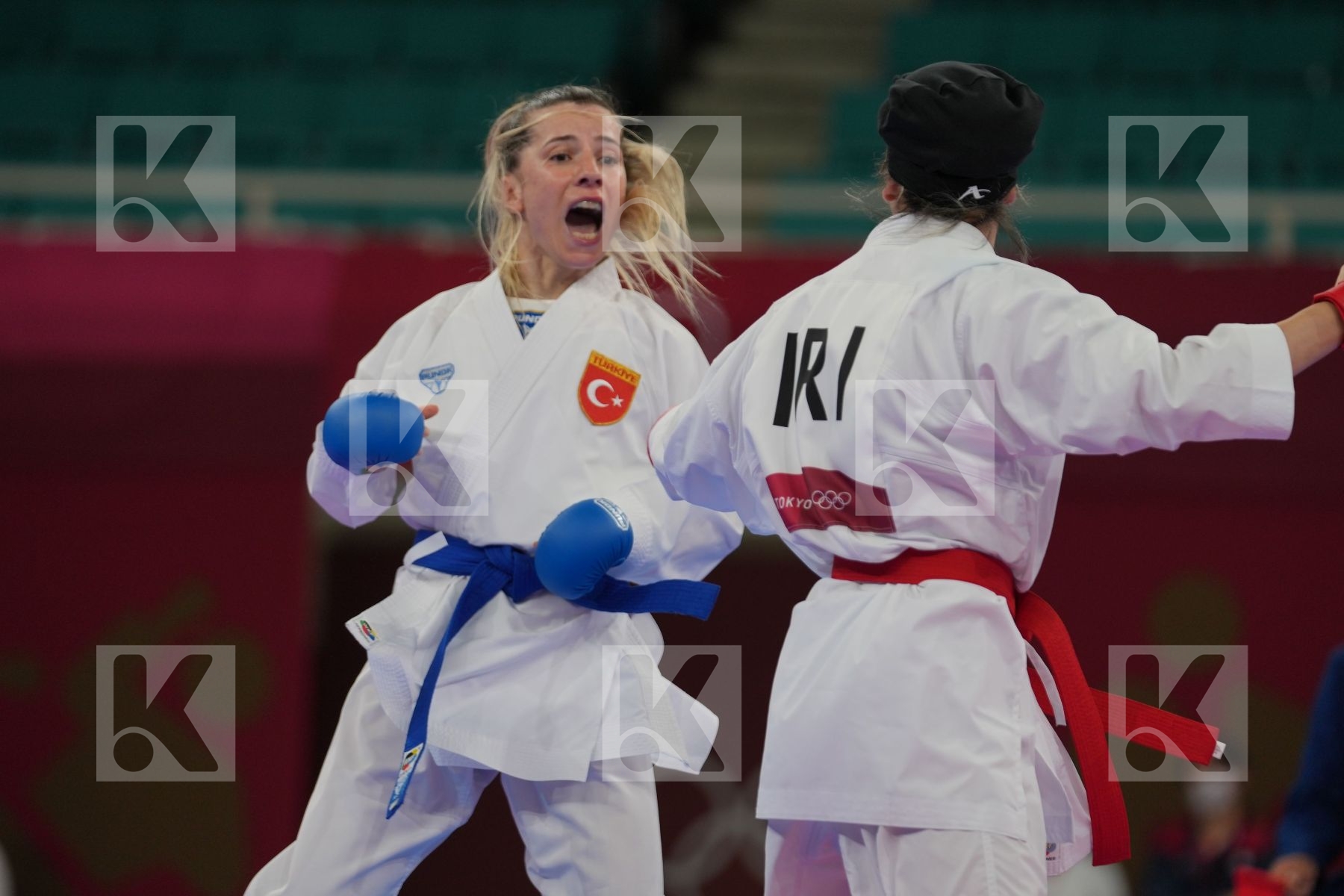 Bahmanyar Sara (Islamic Republic of Iran) - Kumite Female -55kg, Ozcelik Arapoglu Serap (Turkey) - Kumite Female -55kg in Senior Kumite -55 Kg - Round Robin bout