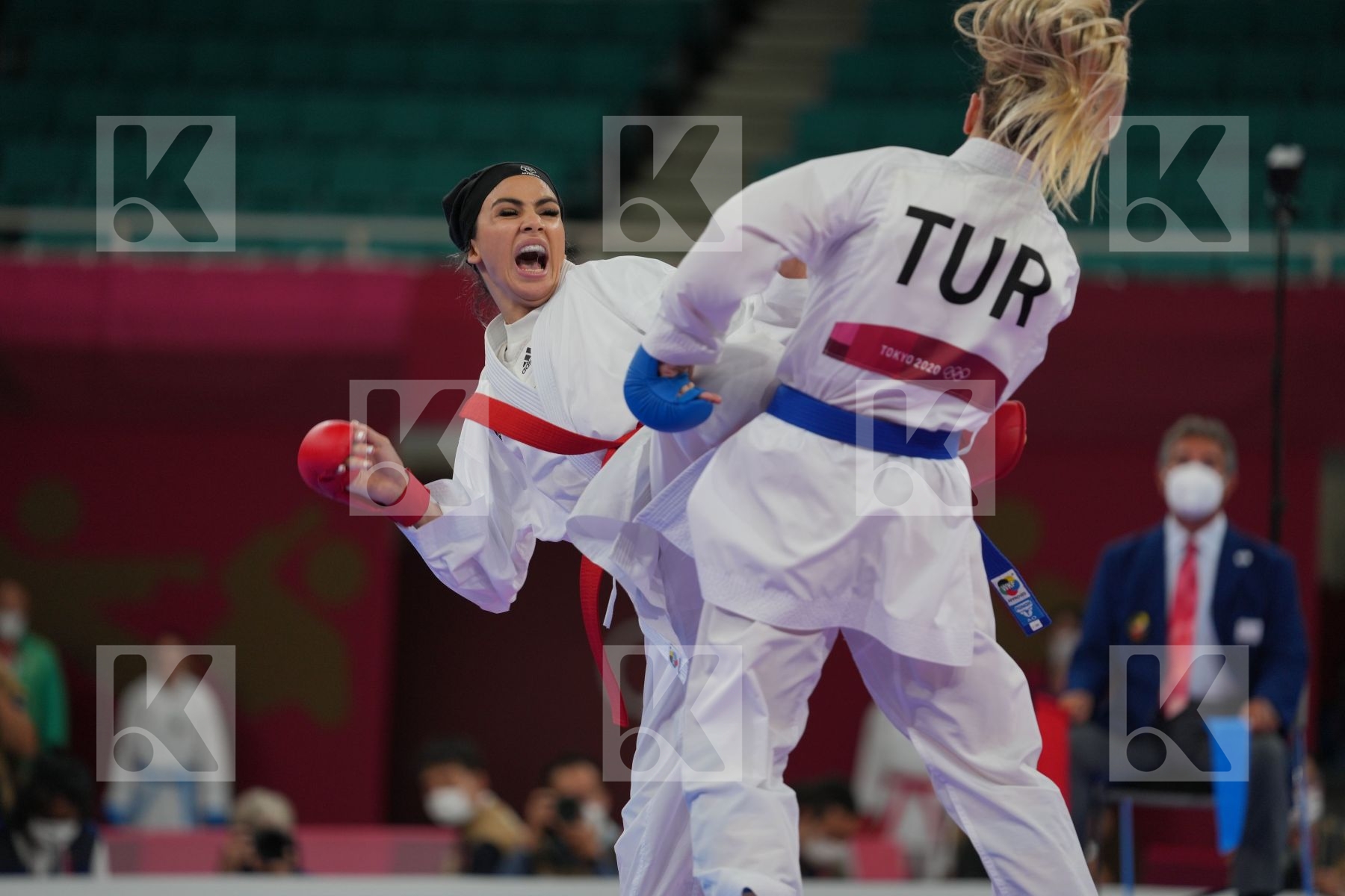 Bahmanyar Sara (Islamic Republic of Iran) - Kumite Female -55kg, Ozcelik Arapoglu Serap (Turkey) - Kumite Female -55kg in Senior Kumite -55 Kg - Round Robin bout