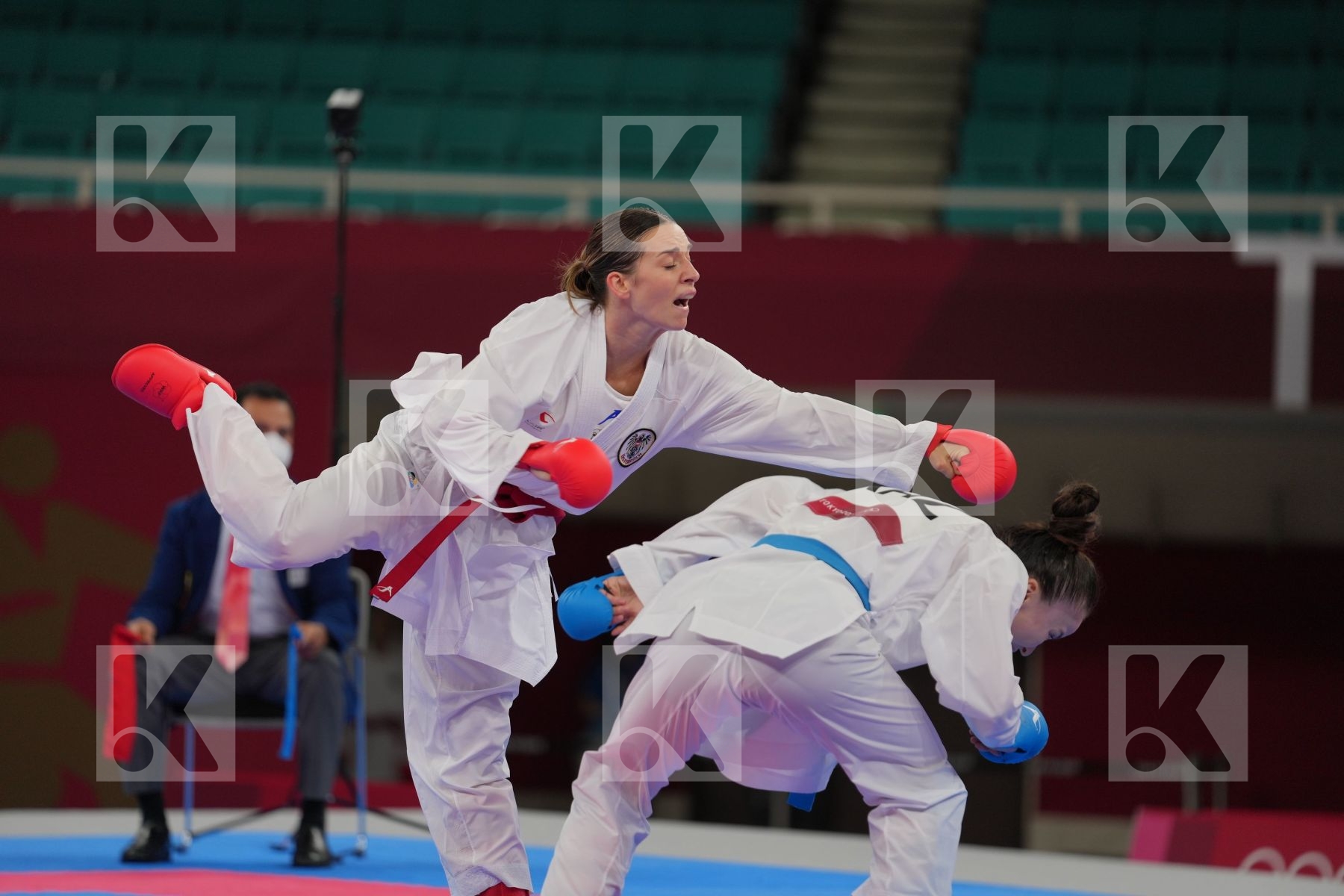 Plank Bettina (Austria) - Kumite Female -55kg, Zhangbyrbay Moldir (Kazakhstan) - Kumite Female -55kg in Senior Kumite -55 Kg - Round Robin bout